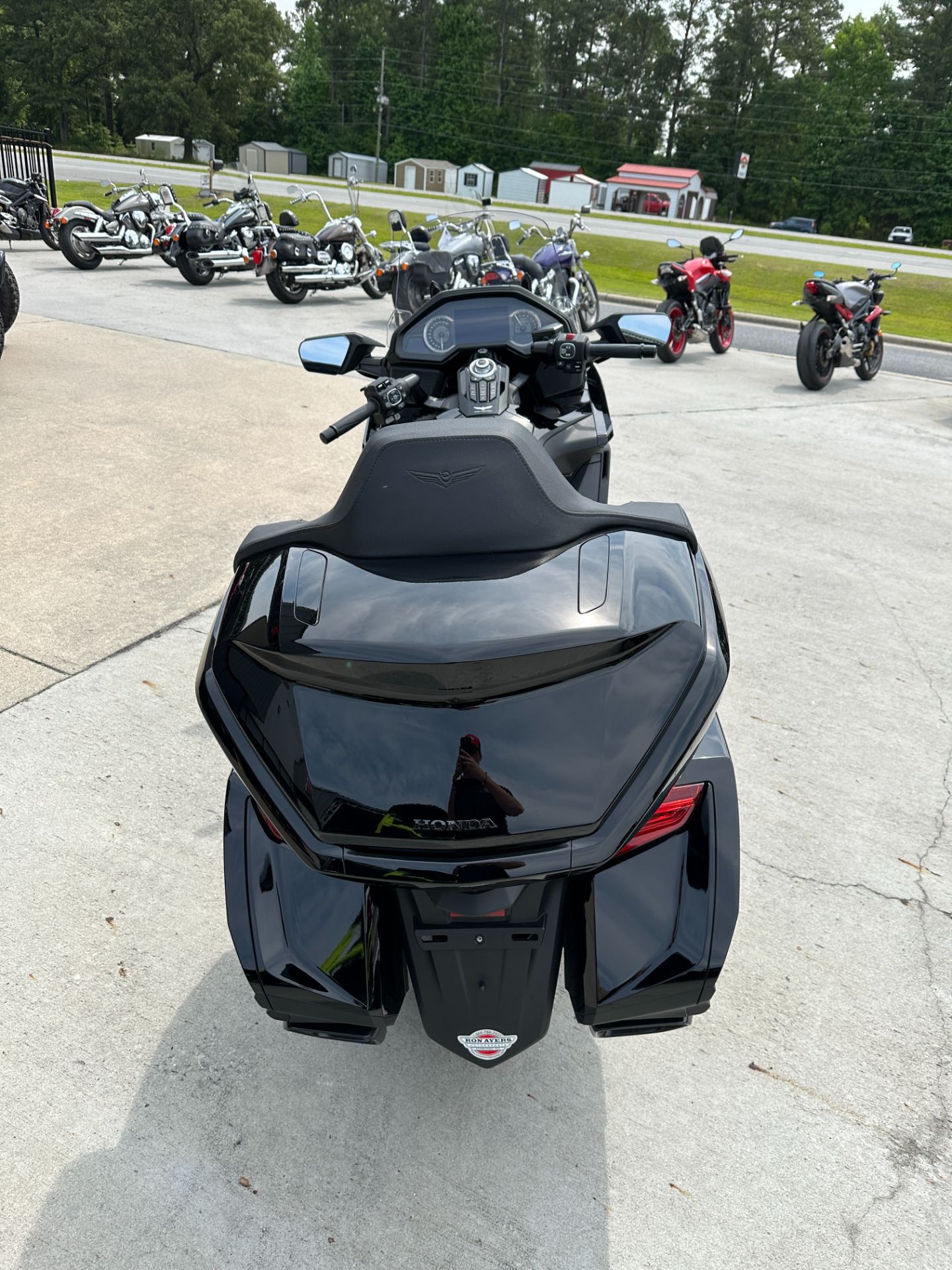 2023 Honda Gold Wing Tour Automatic DCT in Greenville, North Carolina - Photo 5