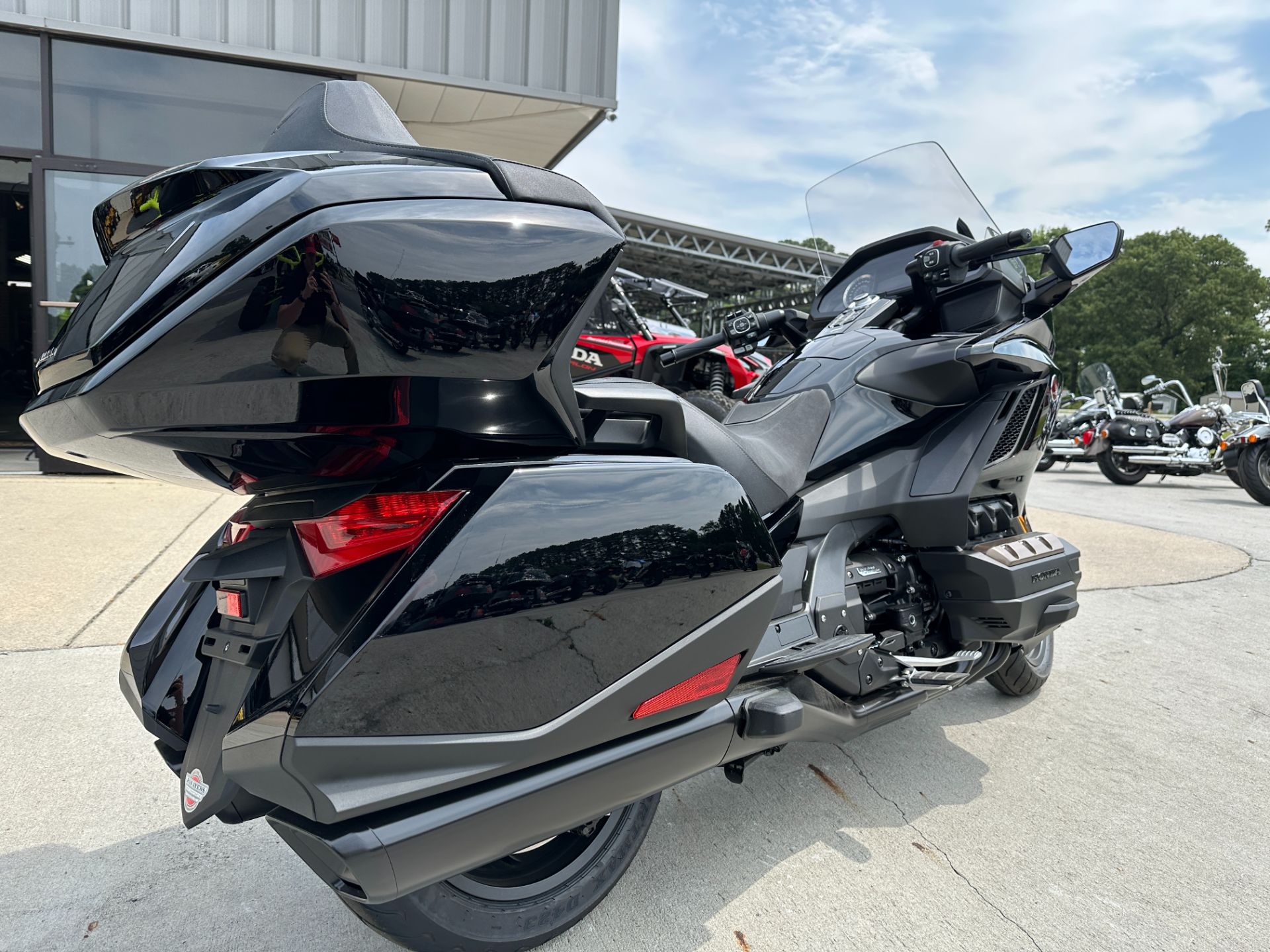 2023 Honda Gold Wing Tour Automatic DCT in Greenville, North Carolina - Photo 7