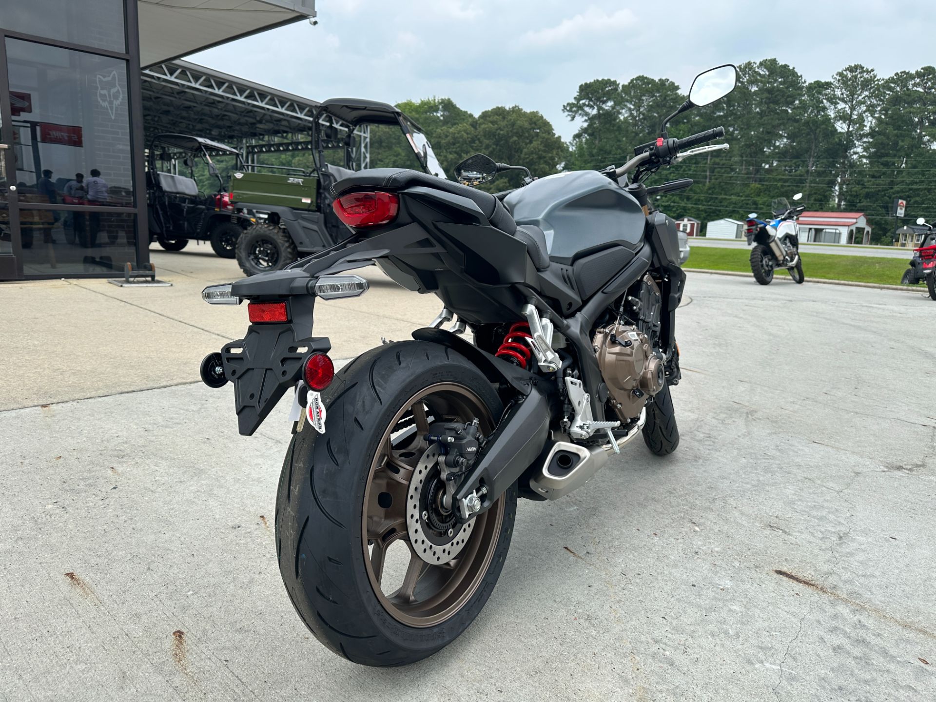 2023 Honda CB650R ABS in Greenville, North Carolina - Photo 9