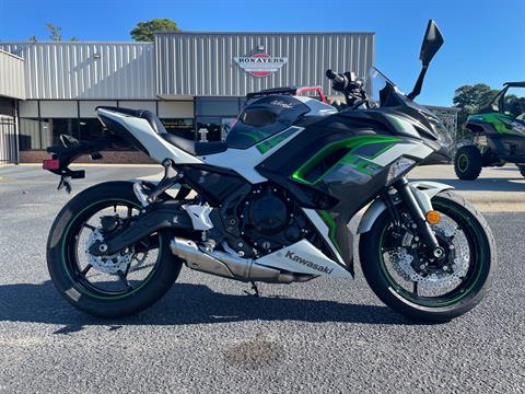 2022 Kawasaki Ninja 650 in Greenville, North Carolina - Photo 2