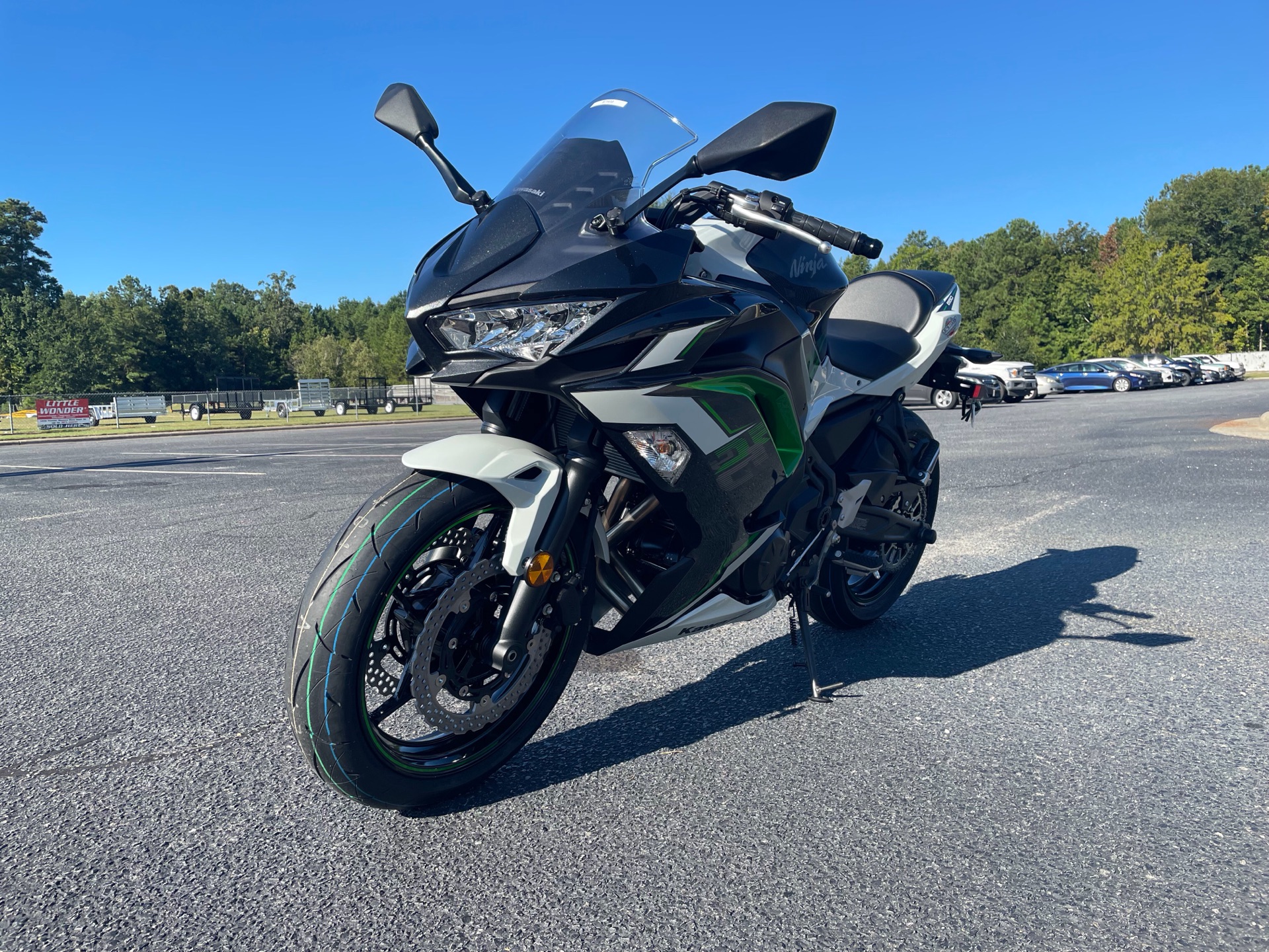 2022 Kawasaki Ninja 650 in Greenville, North Carolina - Photo 6