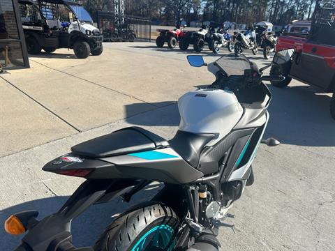 2024 Yamaha YZF-R3 in Greenville, North Carolina - Photo 11