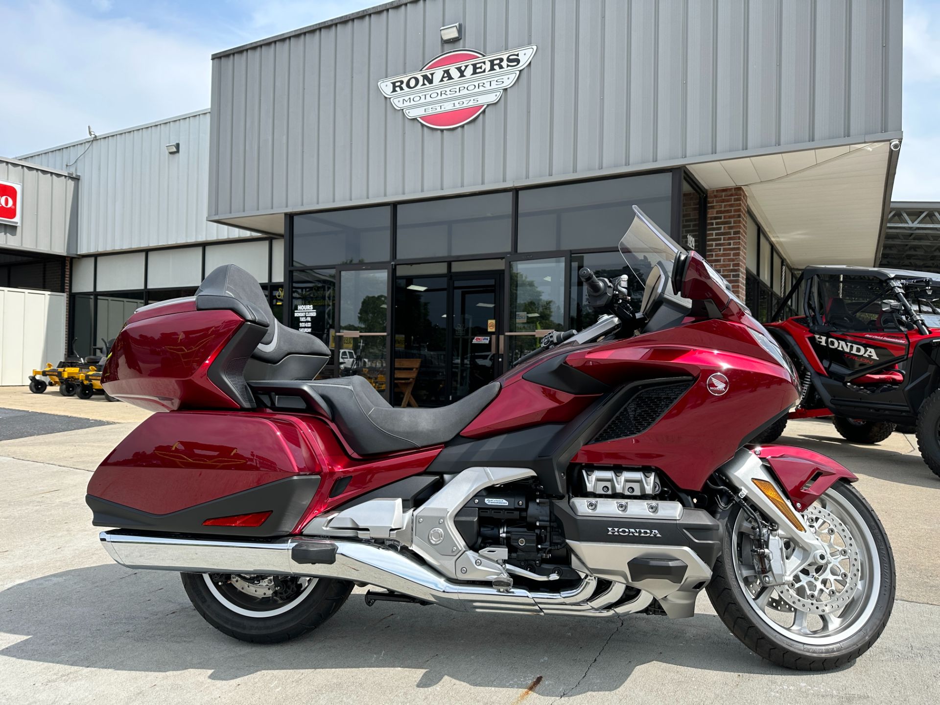 2023 Honda Gold Wing Tour Automatic DCT 1