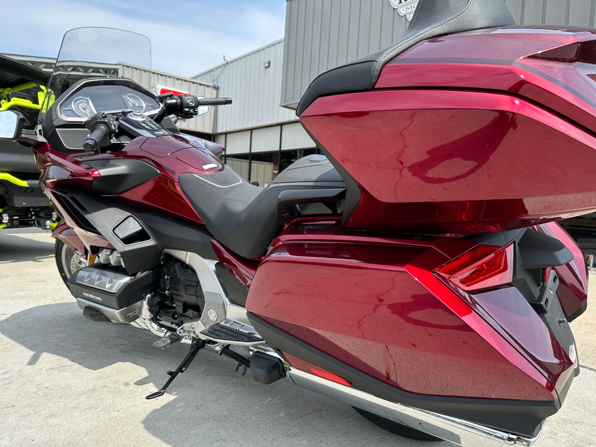 2023 Honda Gold Wing Tour Automatic DCT in Greenville, North Carolina - Photo 21