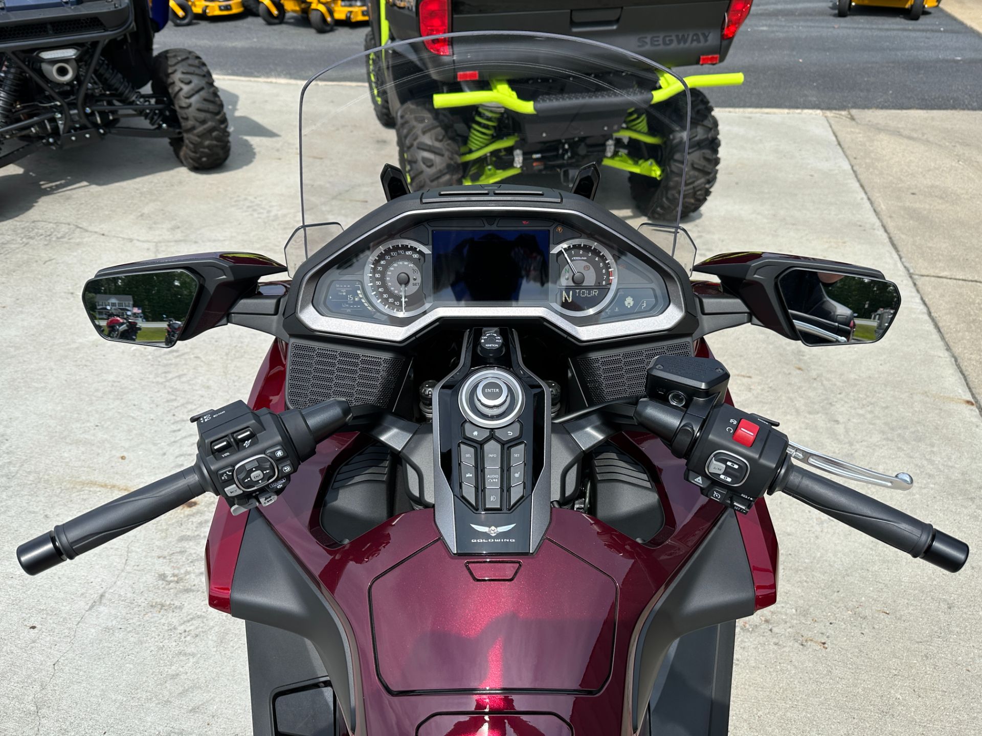 2023 Honda Gold Wing Tour Automatic DCT in Greenville, North Carolina - Photo 29
