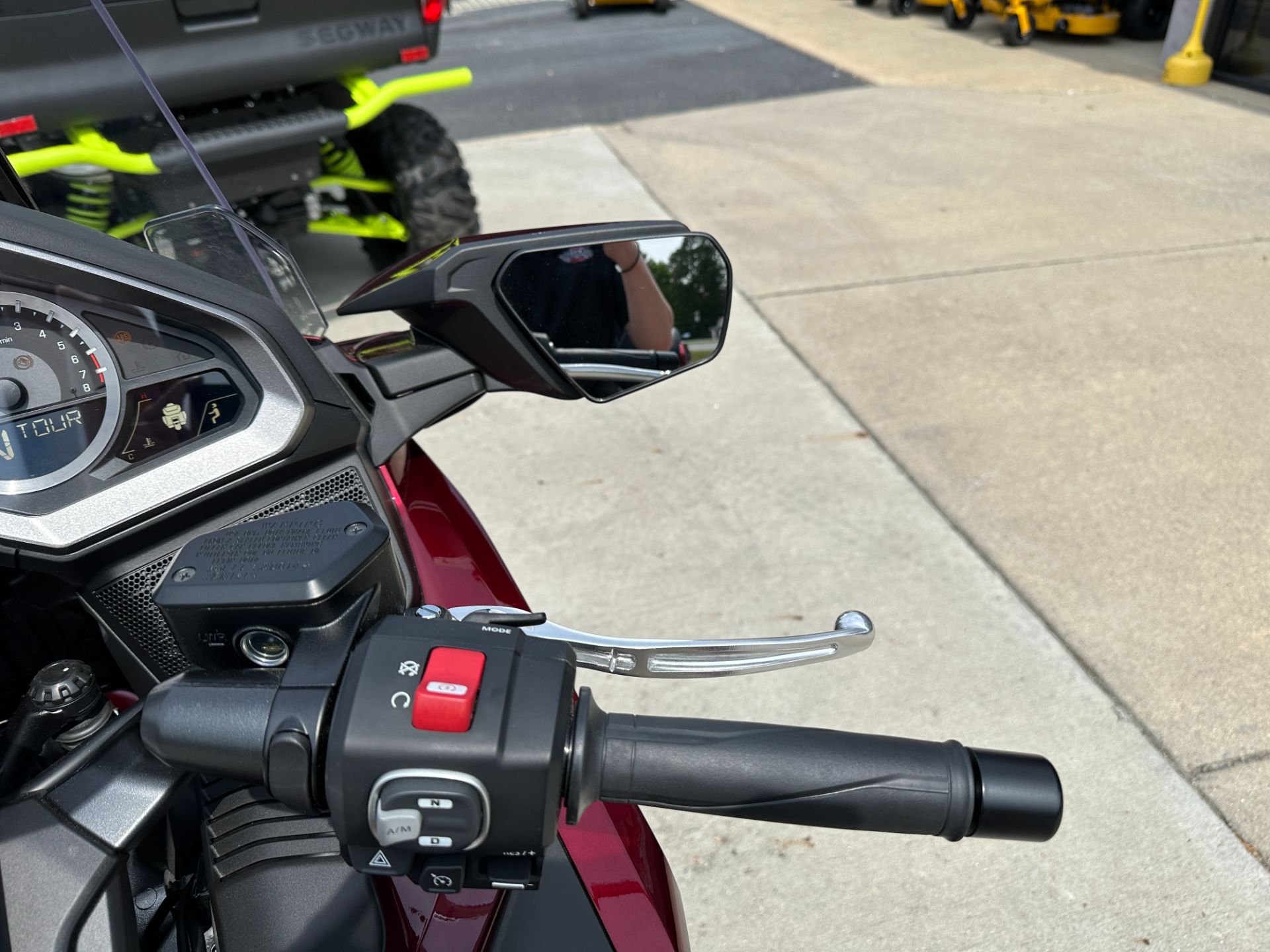 2023 Honda Gold Wing Tour Automatic DCT in Greenville, North Carolina - Photo 32