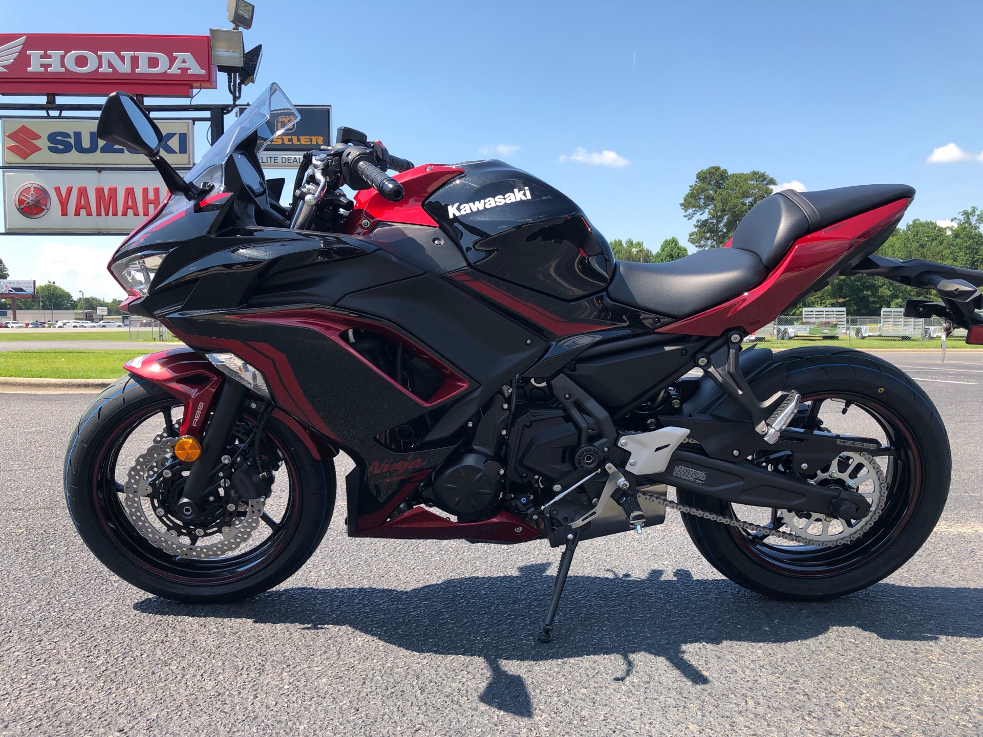 2021 Kawasaki Ninja 650 ABS in Greenville, North Carolina - Photo 6