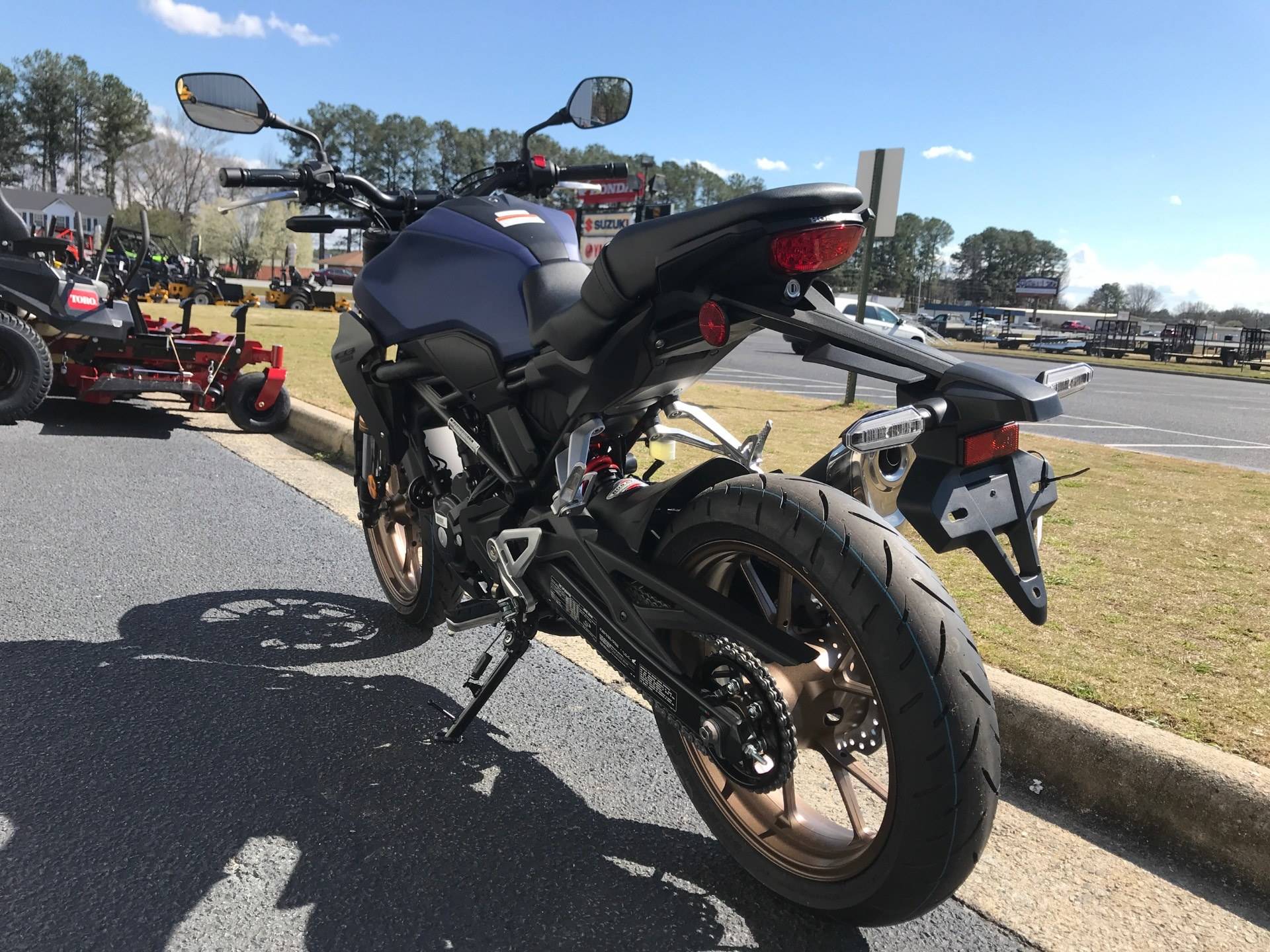2021 Honda CB300R ABS in Greenville, North Carolina - Photo 9