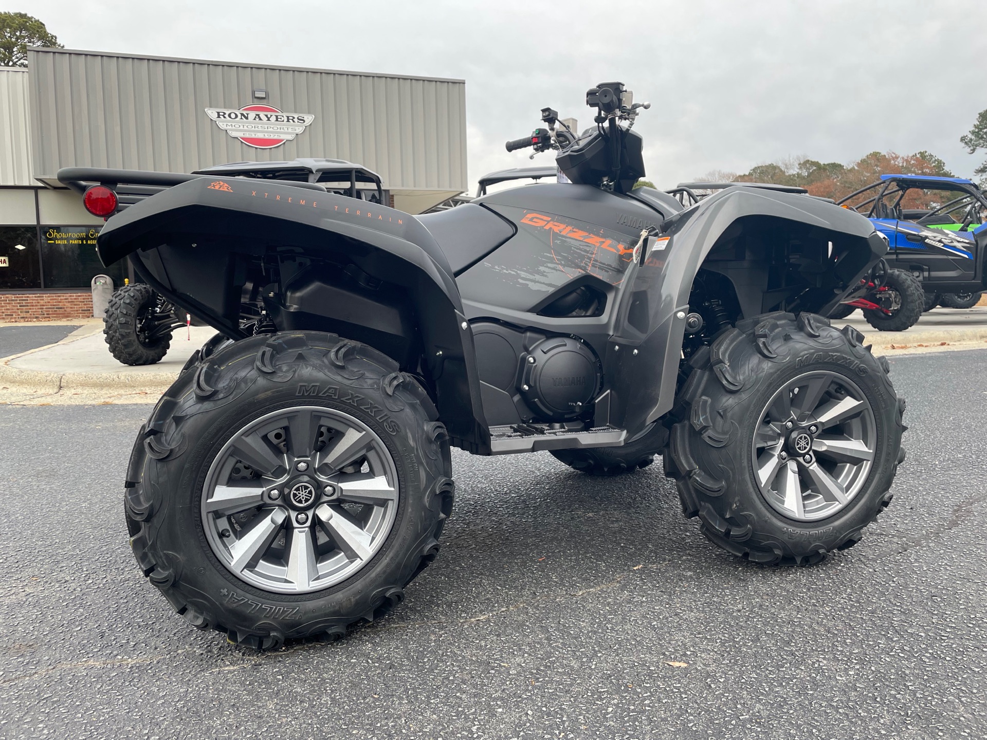2022 Yamaha Grizzly EPS XT-R in Greenville, North Carolina - Photo 12