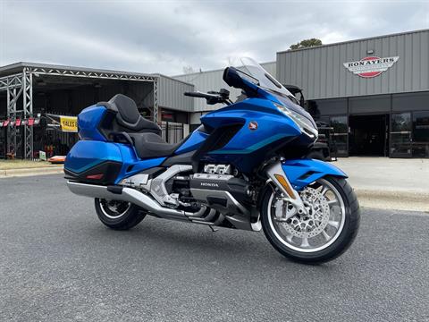 2022 Honda Gold Wing Tour Automatic DCT in Greenville, North Carolina - Photo 2