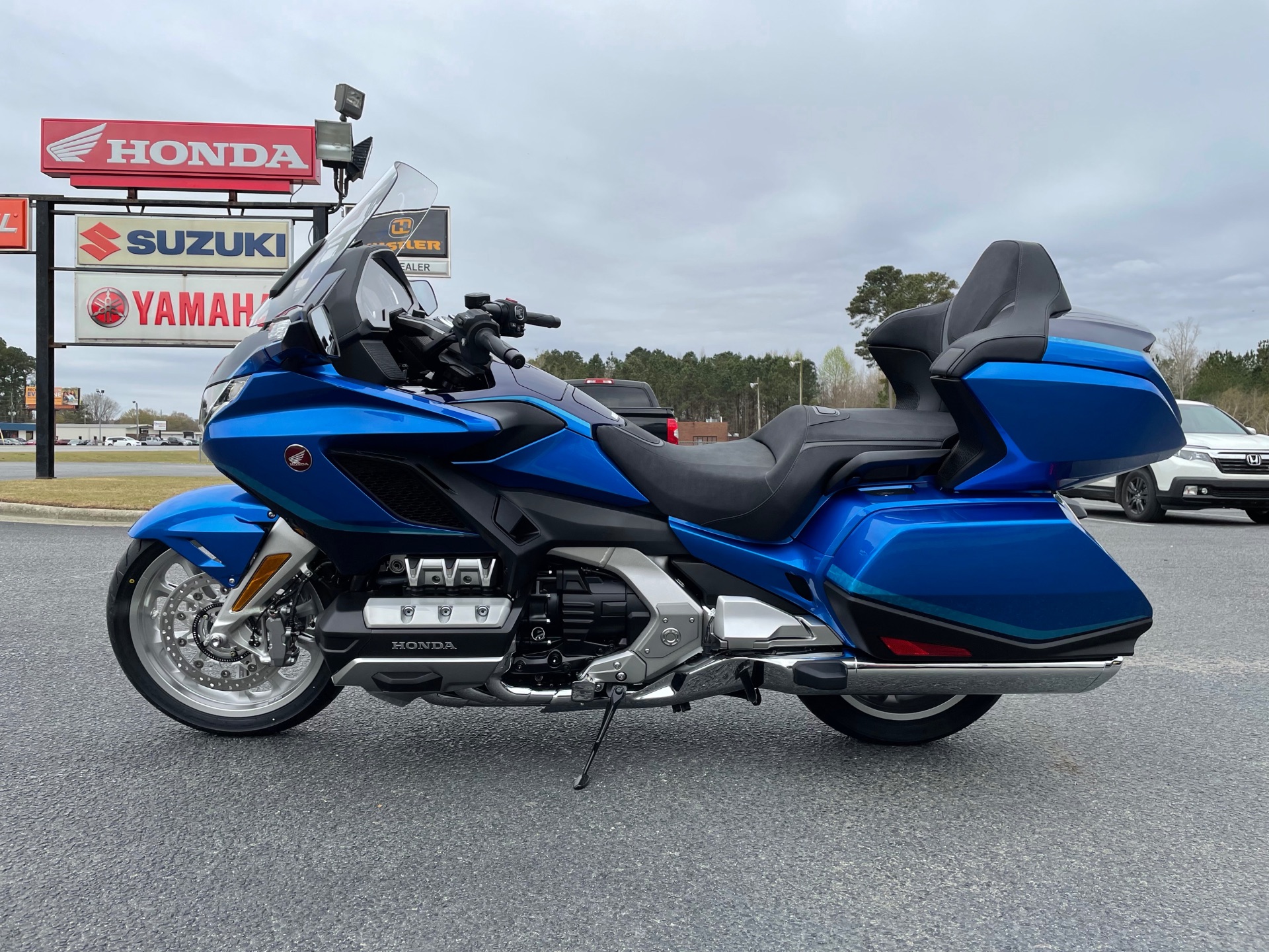 2022 Honda Gold Wing Tour Automatic DCT in Greenville, North Carolina - Photo 7