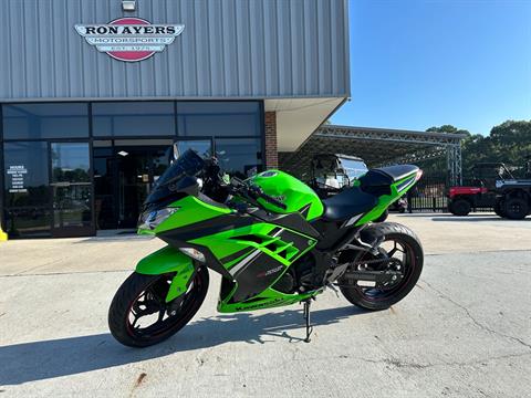 2014 Kawasaki Ninja® 300 ABS SE in Greenville, North Carolina - Photo 17