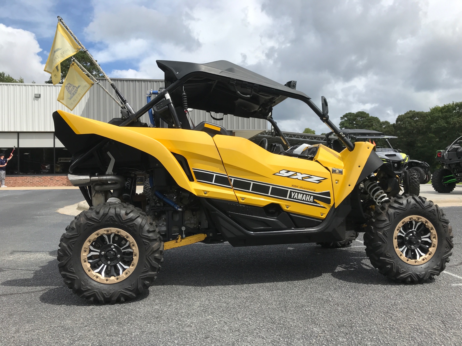 2016 Yamaha YXZ1000R SE in Greenville, North Carolina - Photo 1