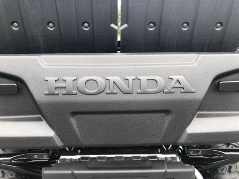 2021 Honda Pioneer 1000-5 Deluxe in Greenville, North Carolina - Photo 18