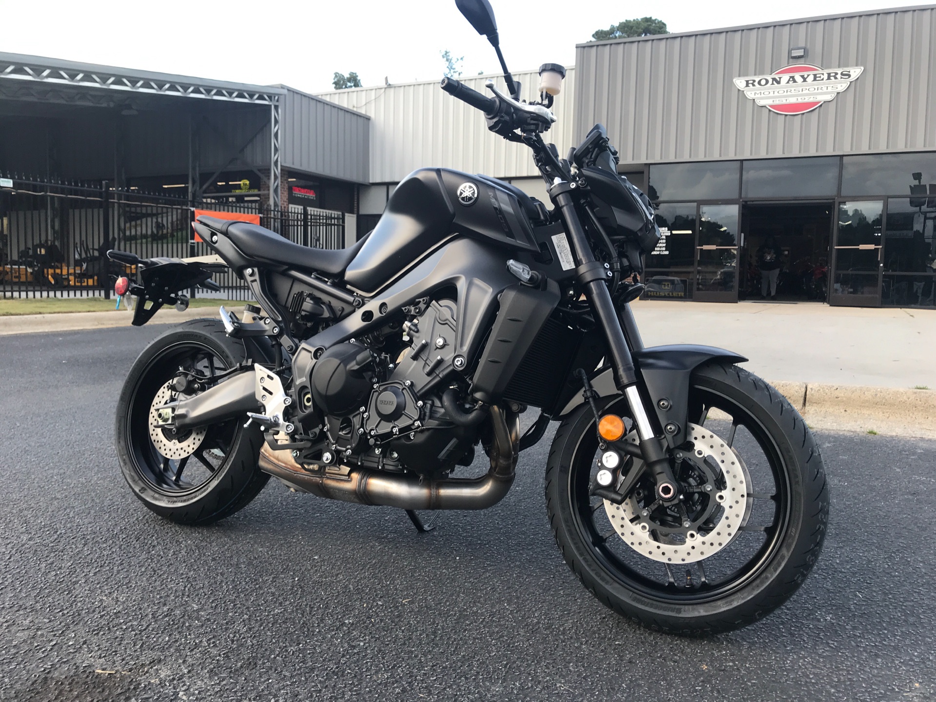 2021 Yamaha MT-09 in Greenville, North Carolina - Photo 2