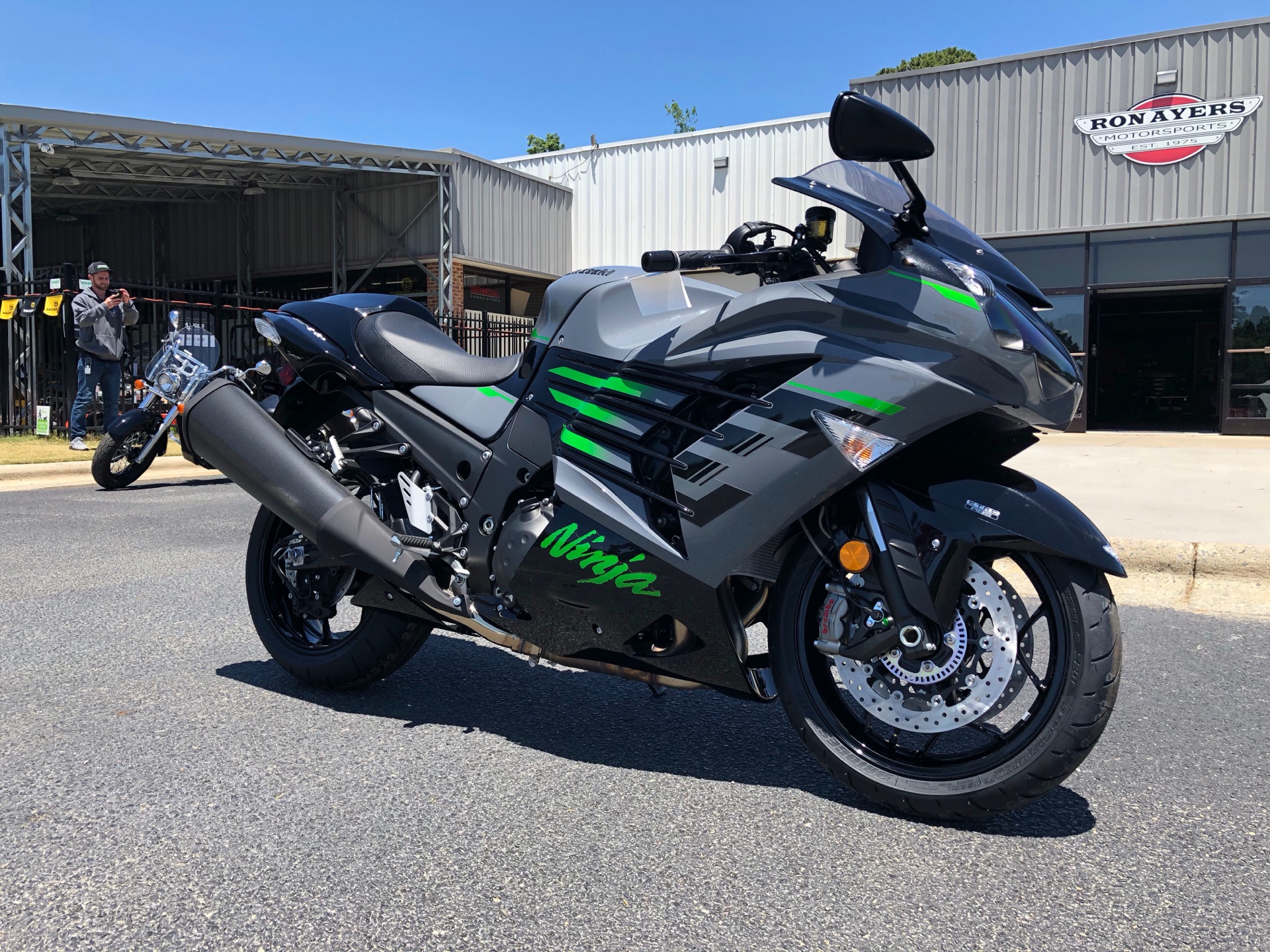 2021 Kawasaki Ninja ZX-14R ABS in Greenville, North Carolina - Photo 2