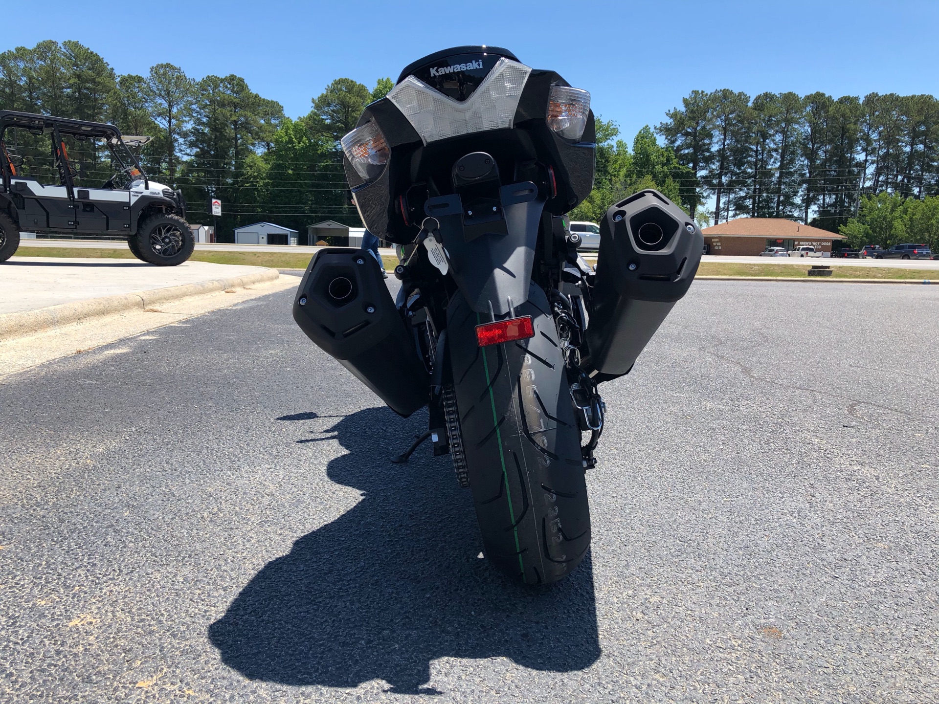 2021 Kawasaki Ninja ZX-14R ABS in Greenville, North Carolina - Photo 10