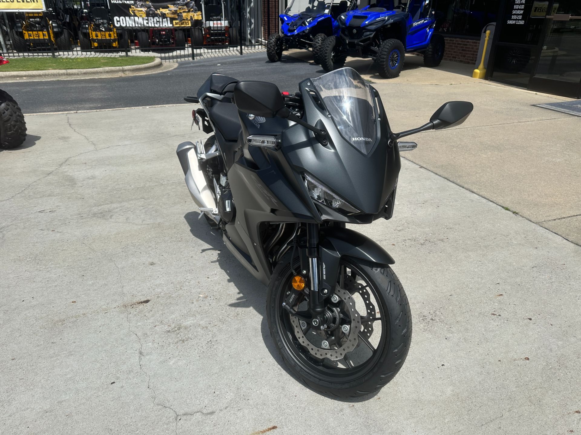 2024 Honda CBR500R ABS in Greenville, North Carolina - Photo 8