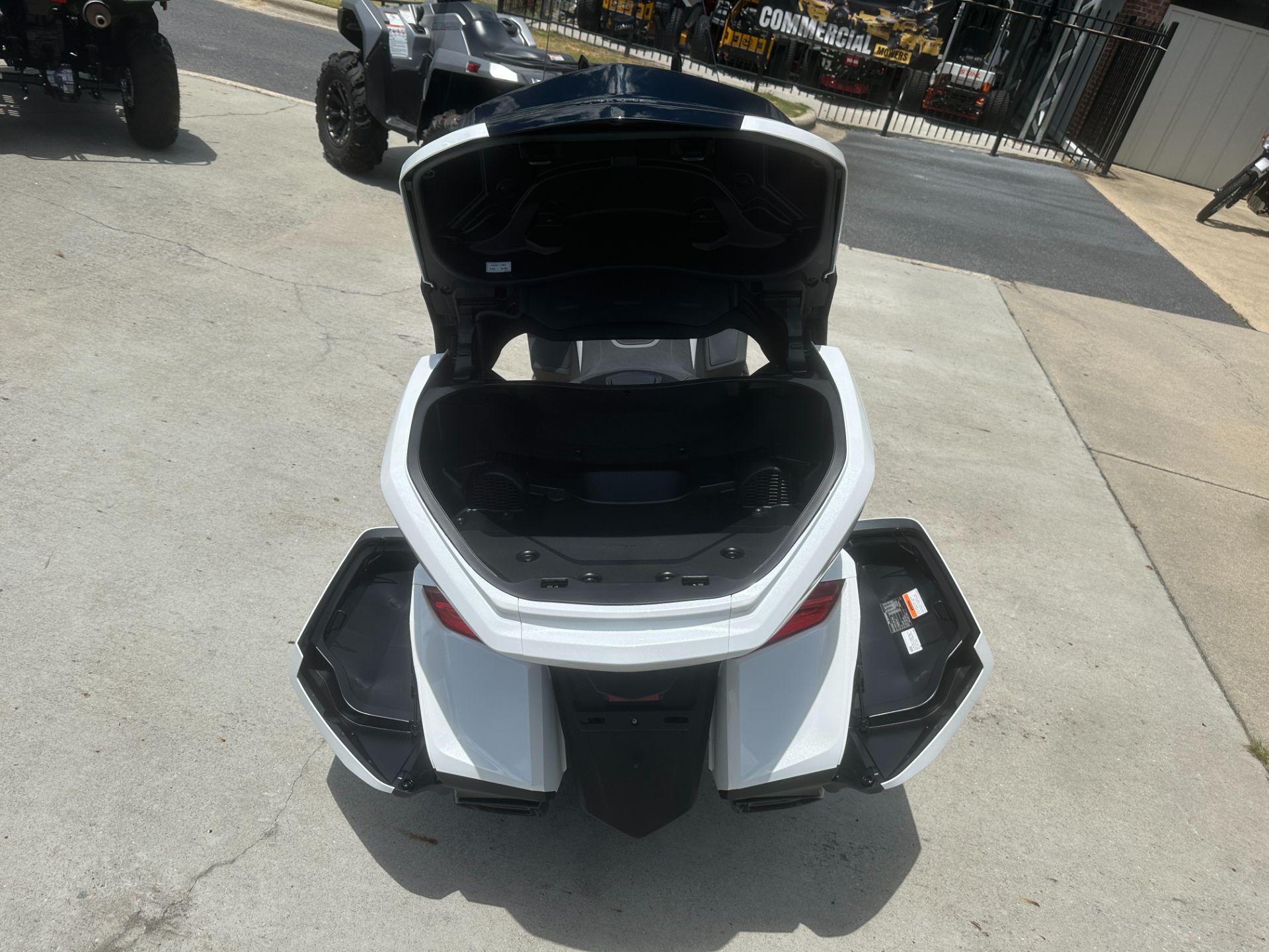 2024 Honda Gold Wing Tour in Greenville, North Carolina - Photo 30