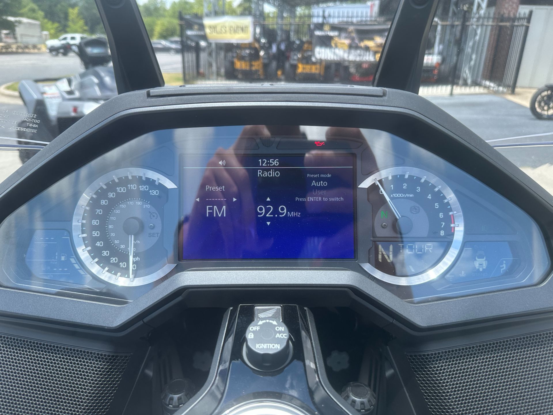 2024 Honda Gold Wing Tour in Greenville, North Carolina - Photo 37