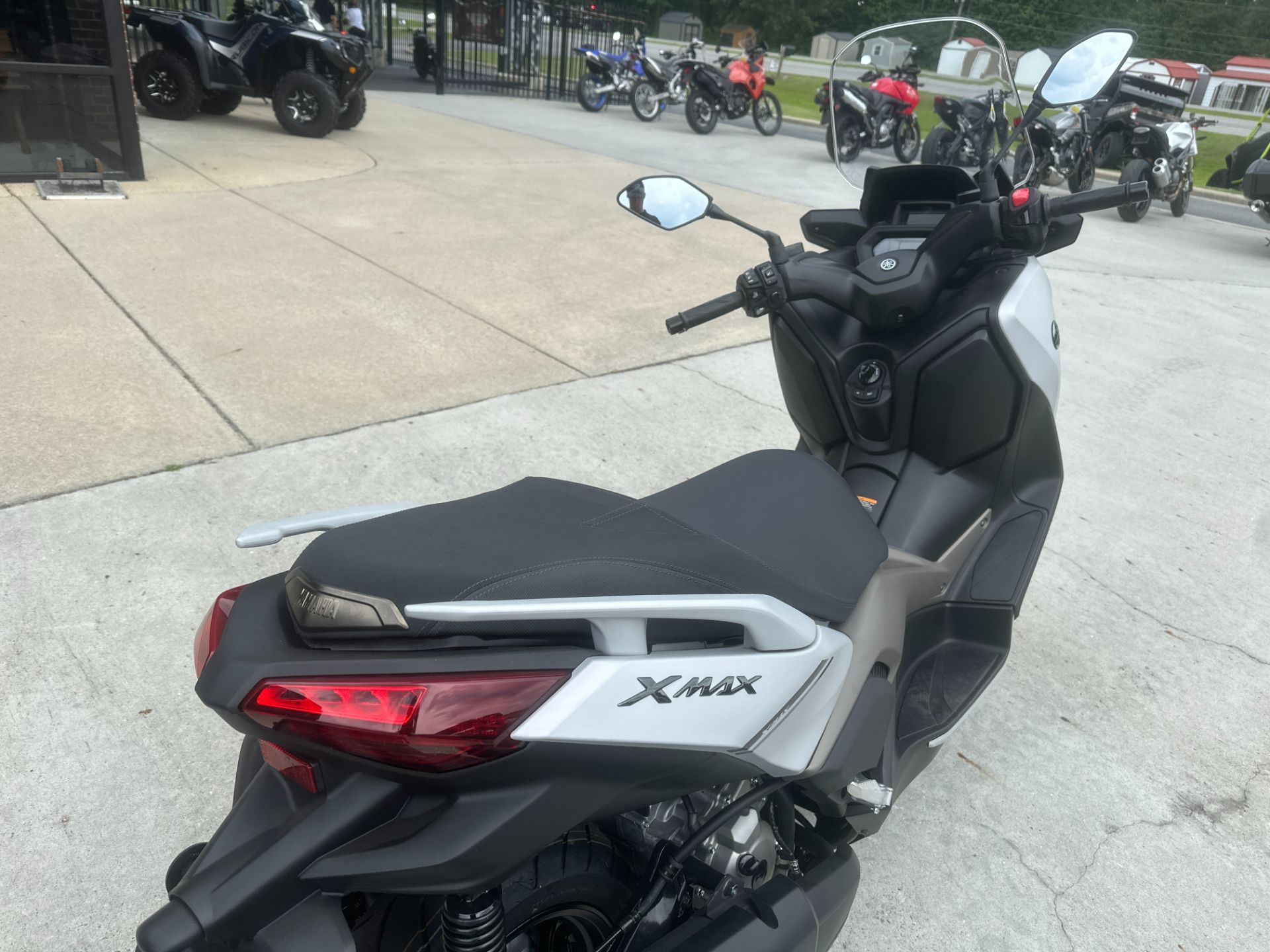 2023 Yamaha XMAX in Greenville, North Carolina - Photo 11
