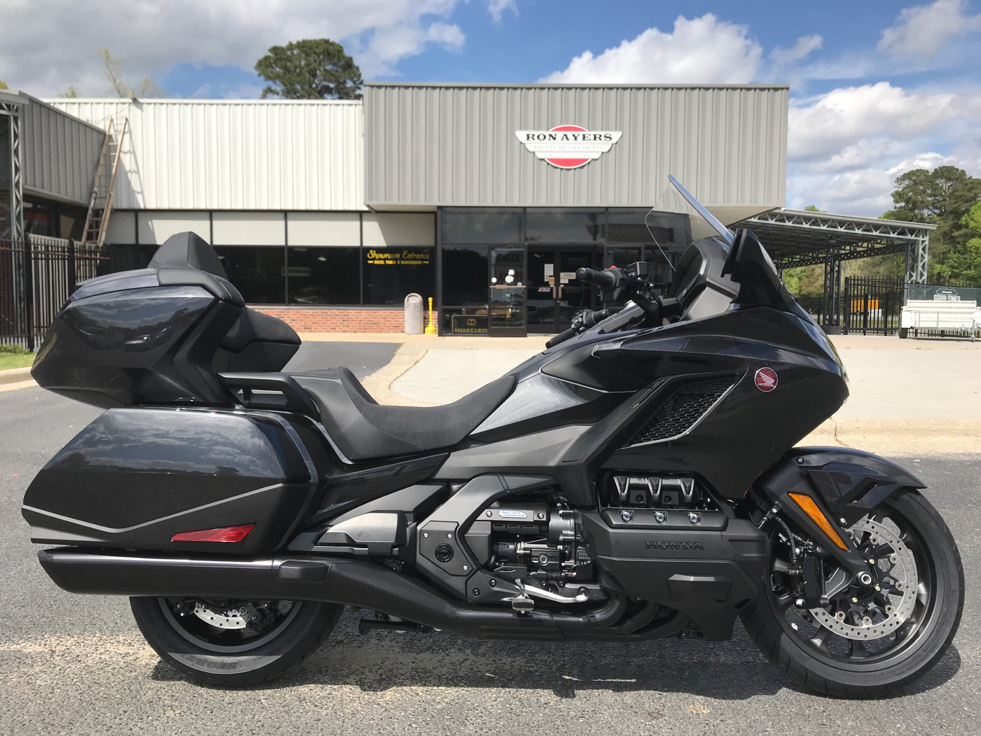 2021 Honda Gold Wing Tour Automatic DCT in Greenville, North Carolina - Photo 1