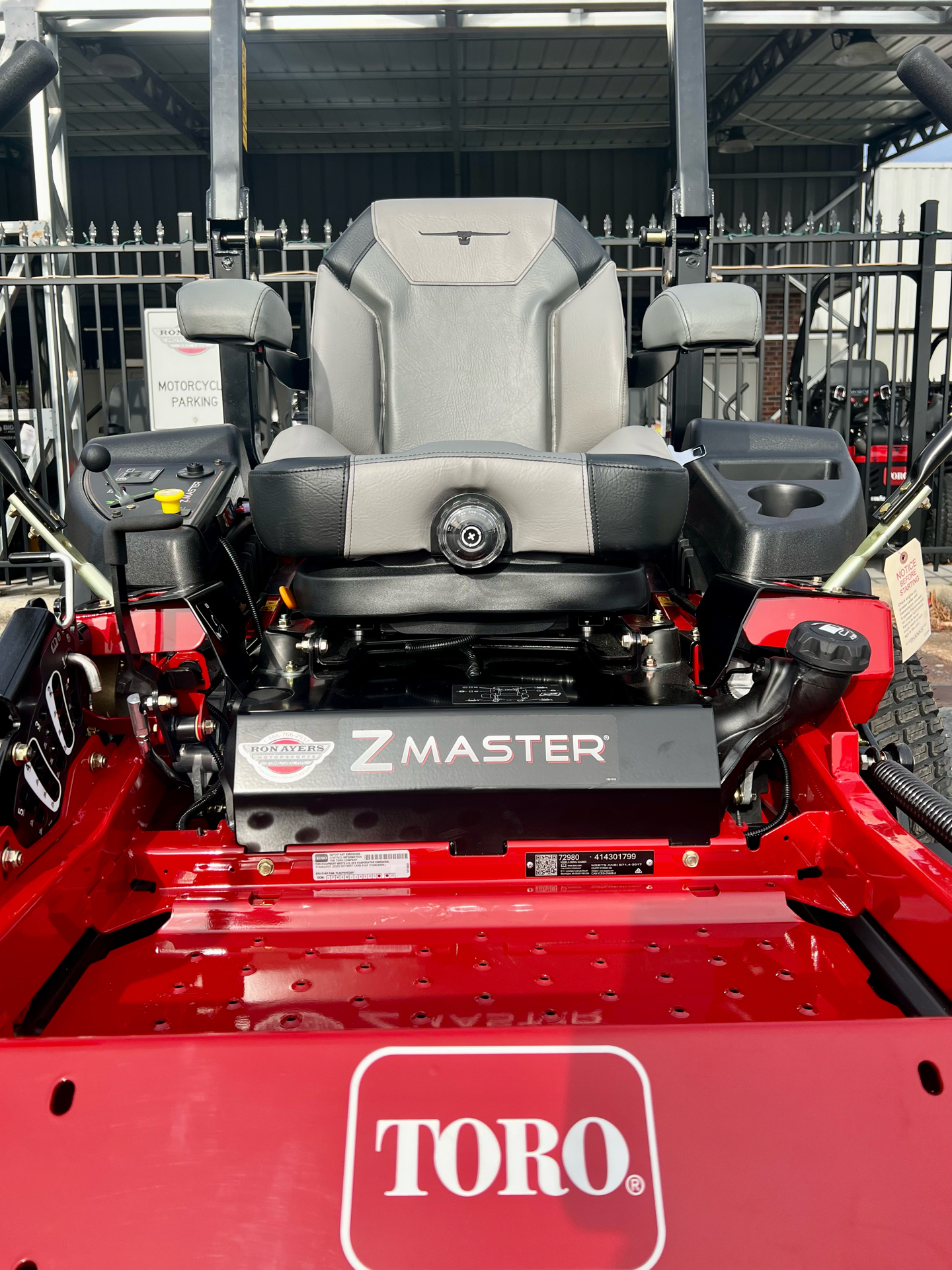 2023 Toro Z Master 6000 60 in. Vanguard EFI 37 hp in Greenville, North Carolina - Photo 9