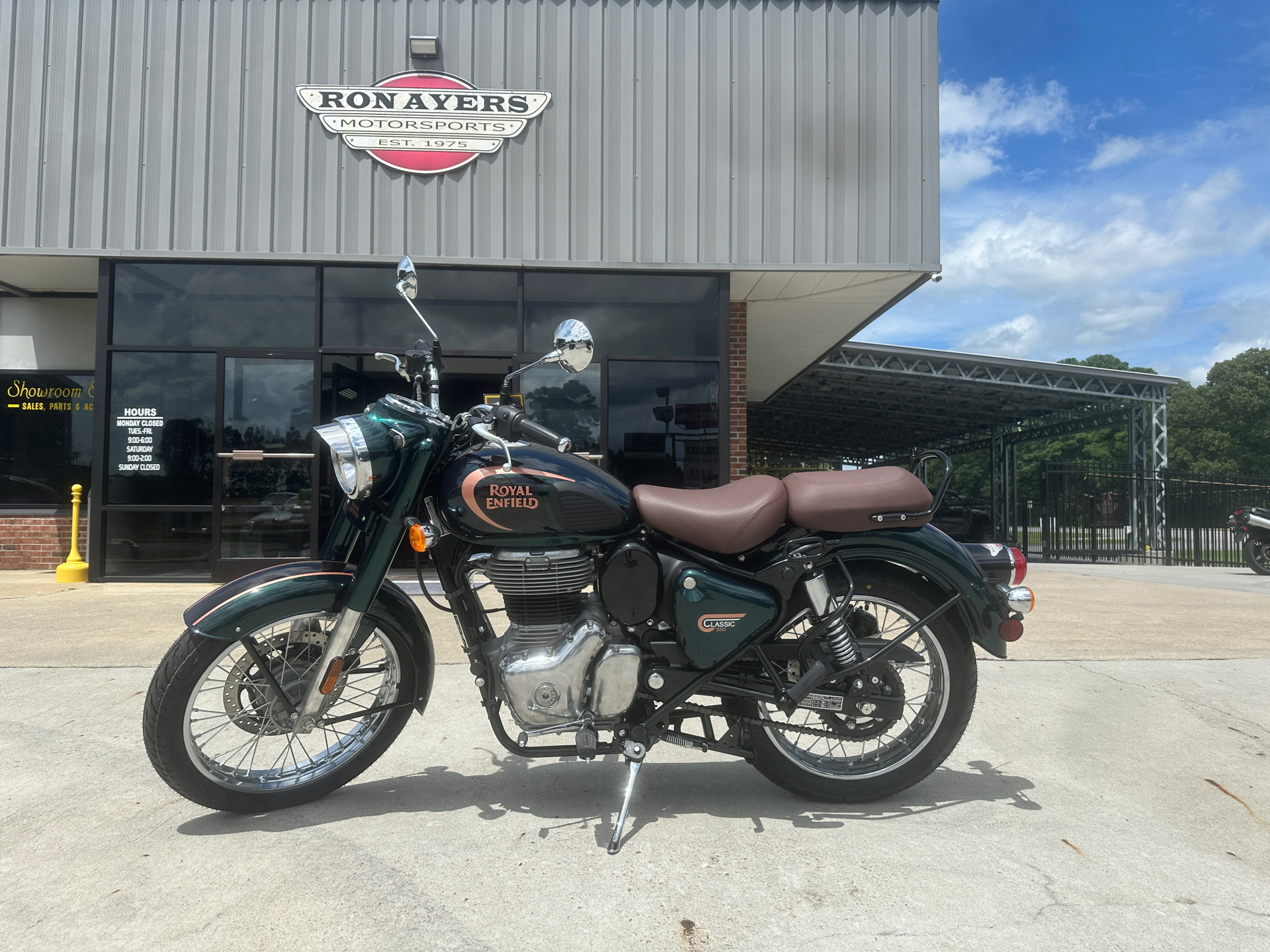 2023 Royal Enfield Classic 350 in Greenville, North Carolina - Photo 29