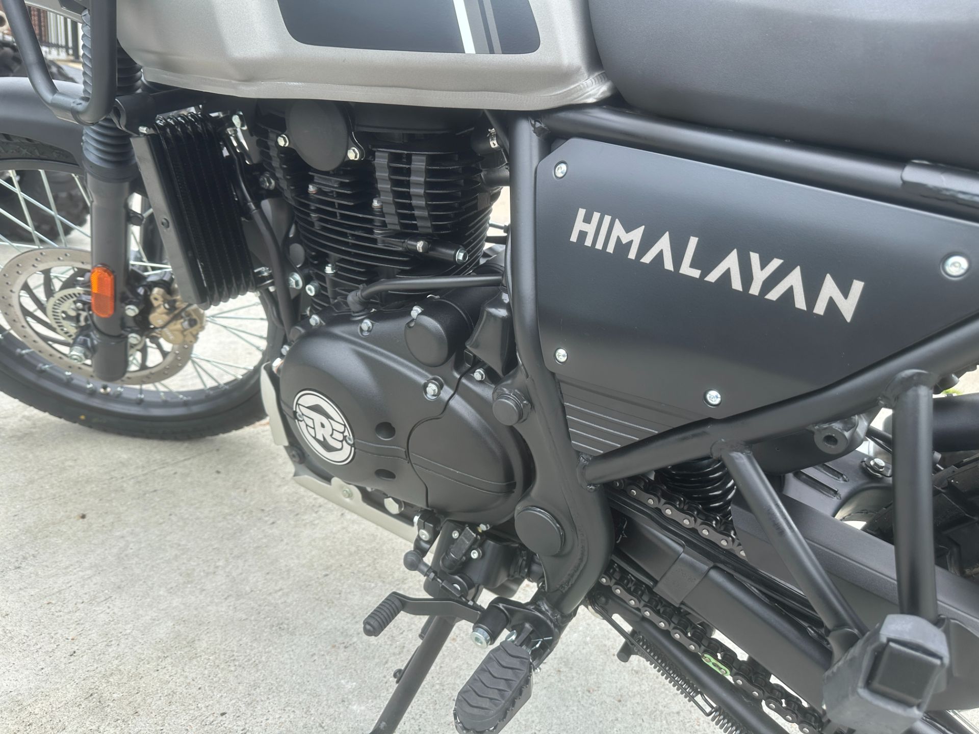 2023 Royal Enfield Himalayan in Greenville, North Carolina - Photo 24