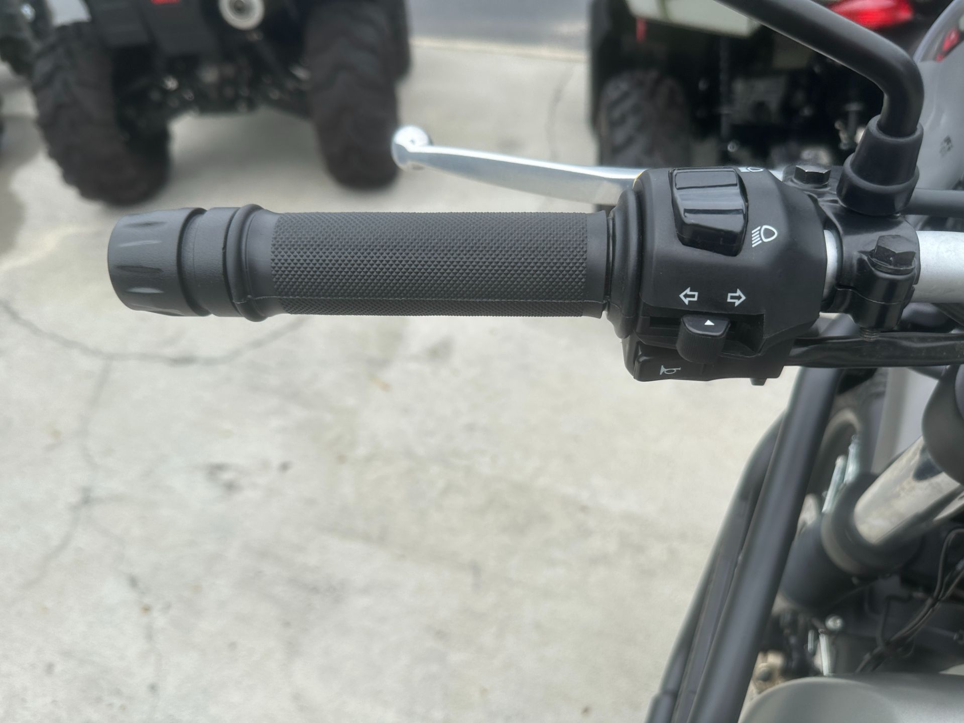 2023 Royal Enfield Himalayan in Greenville, North Carolina - Photo 28