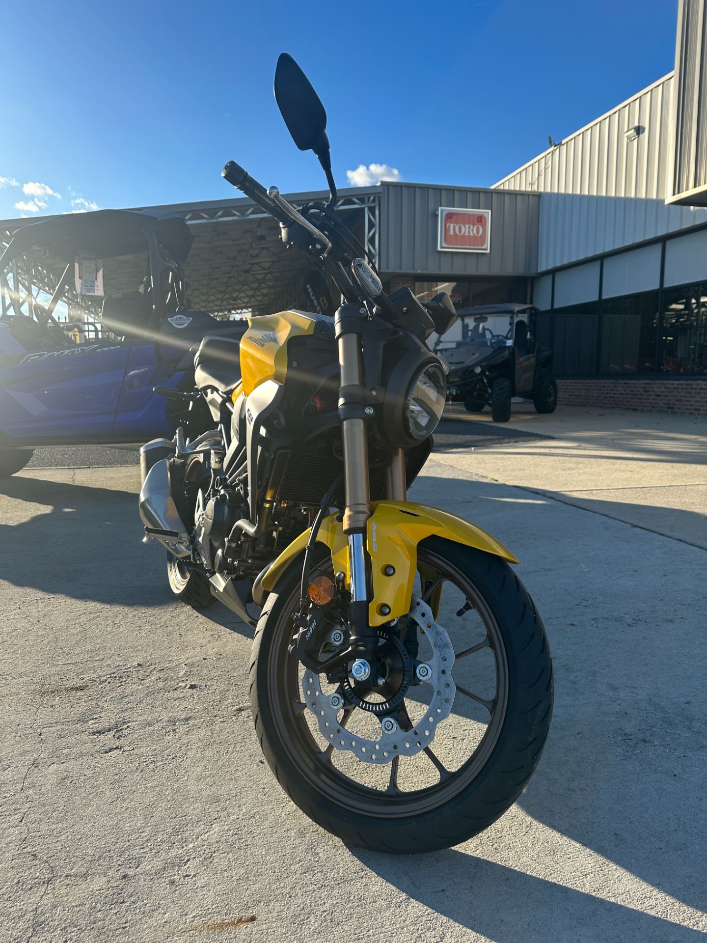 2024 Honda CB300R ABS in Greenville, North Carolina - Photo 12