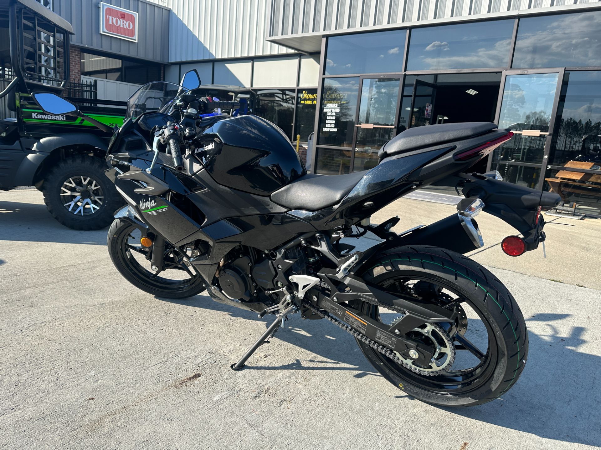2024 Kawasaki Ninja 500 in Greenville, North Carolina - Photo 18