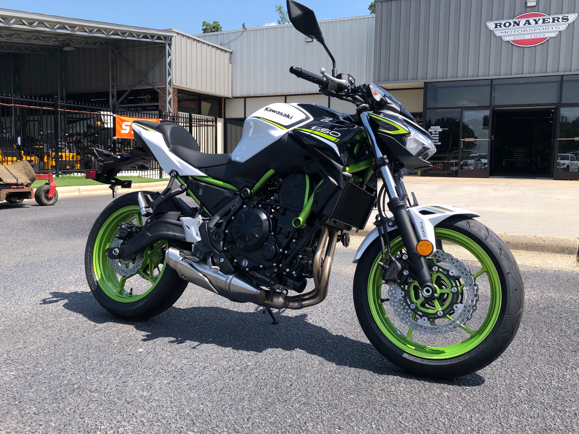 2021 Kawasaki Z650 ABS in Greenville, North Carolina - Photo 2