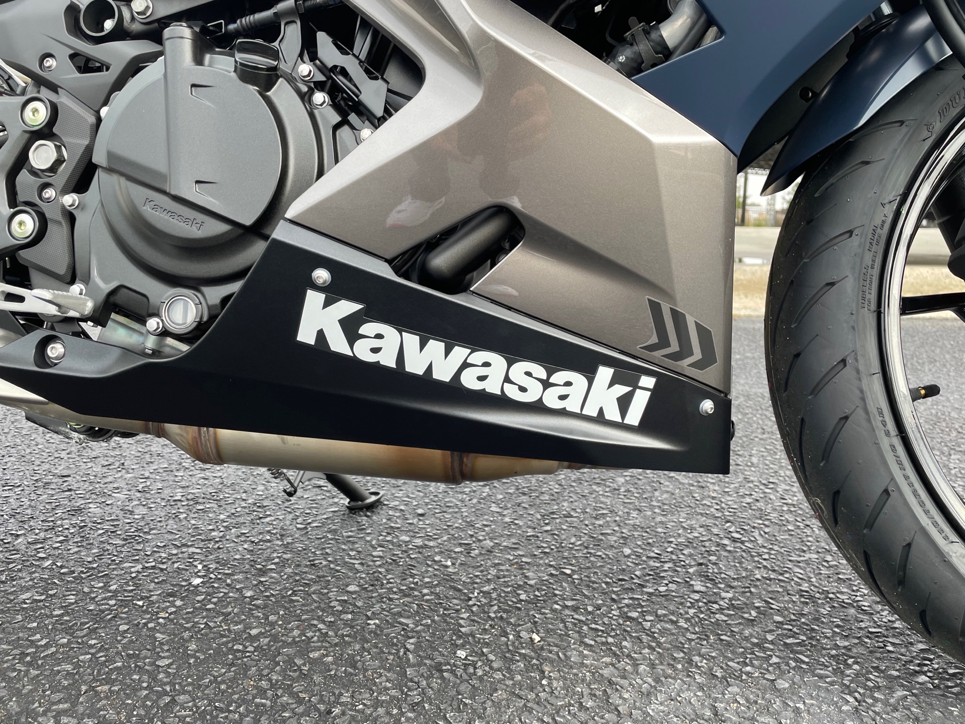 2022 Kawasaki Ninja 400 ABS in Greenville, North Carolina - Photo 17