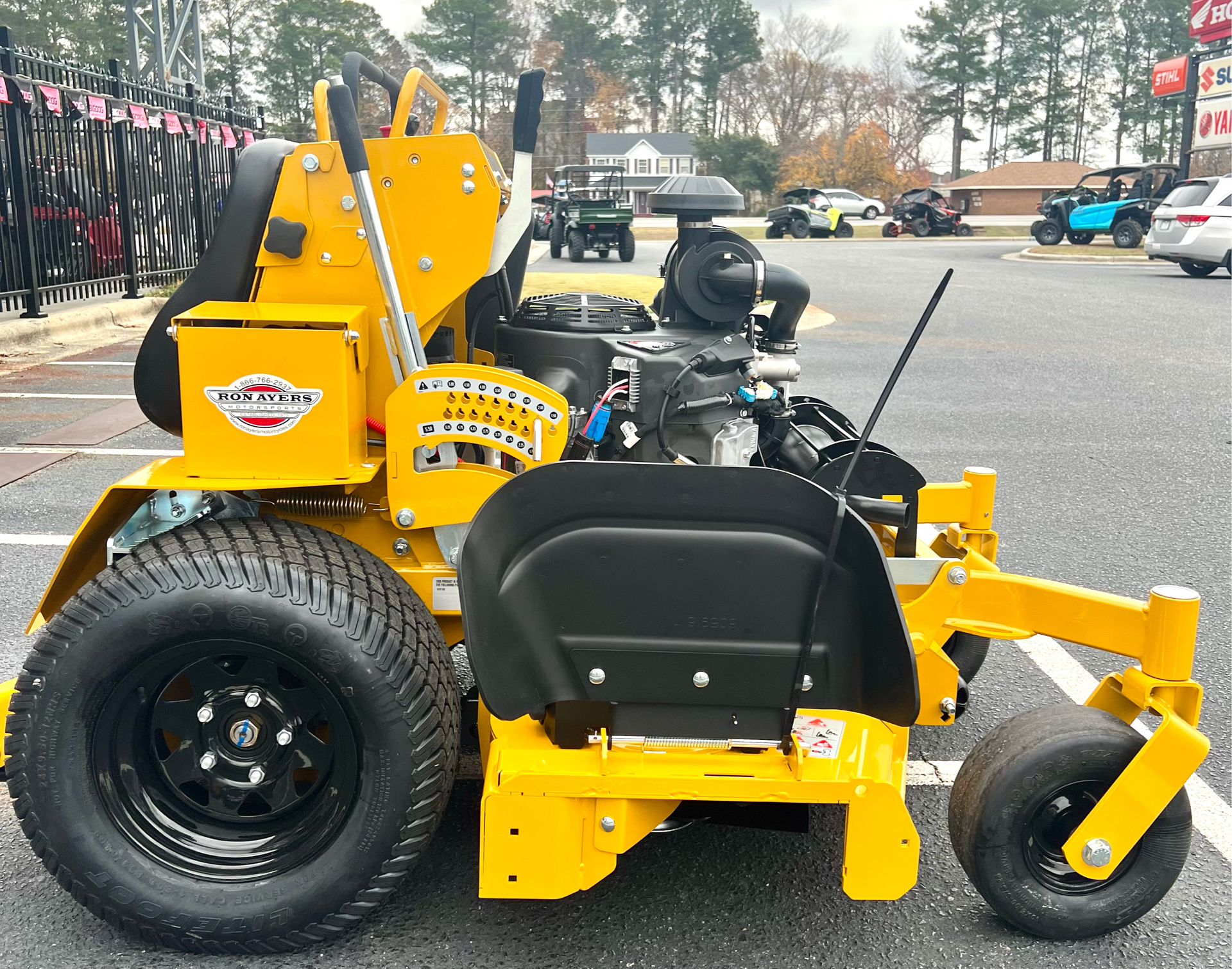 2023 Hustler Turf Equipment Super S 52 in. Kawasaki FX850 EFI 29.5 hp in Greenville, North Carolina - Photo 8