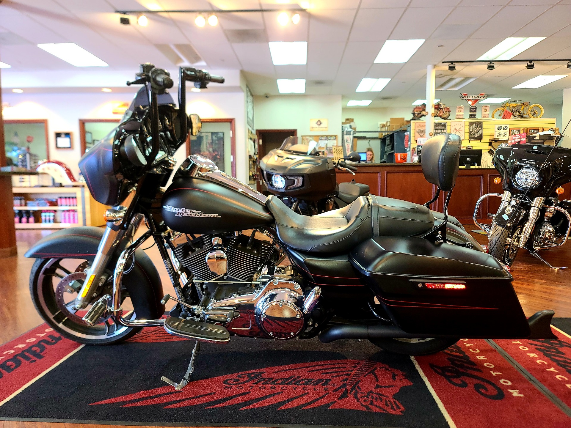 2014 Harley-Davidson Street Glide® Special in EL Cajon, California - Photo 5