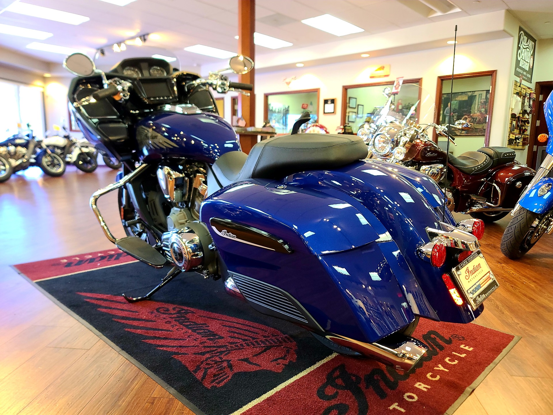 2021 Indian Challenger® Limited in EL Cajon, California - Photo 4