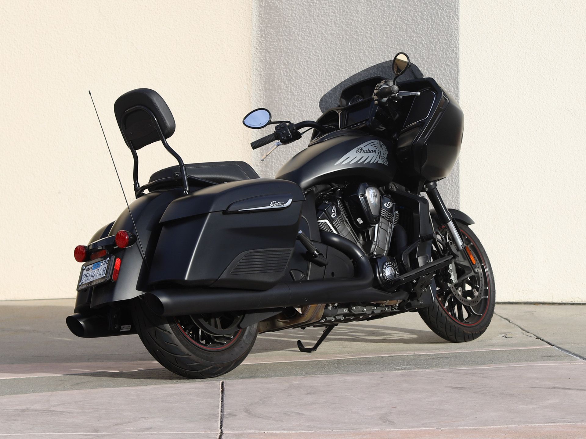 2021 Indian Motorcycle Challenger® Dark Horse® in EL Cajon, California - Photo 9