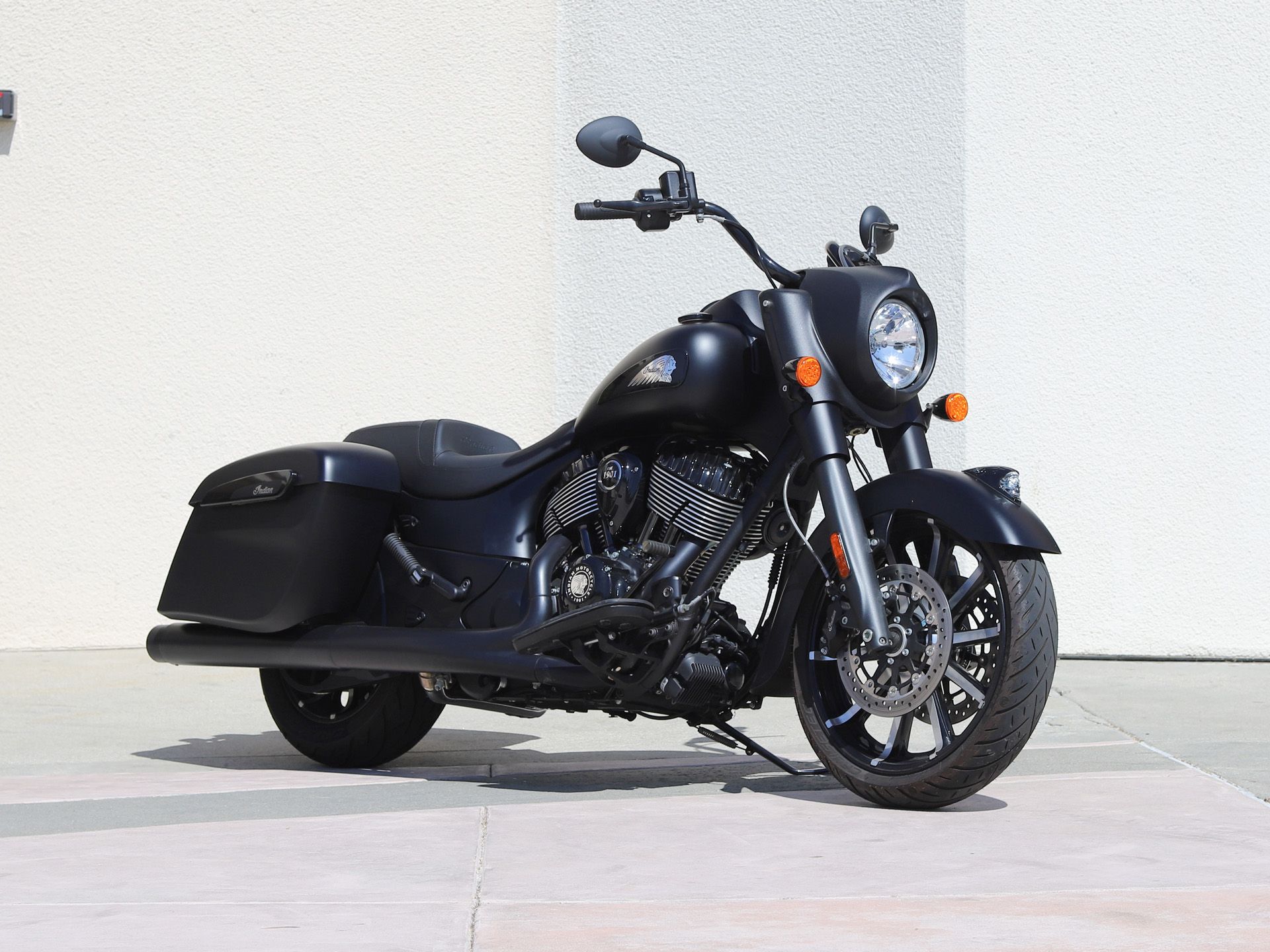 2021 Indian Motorcycle Springfield® Dark Horse® in EL Cajon, California - Photo 2