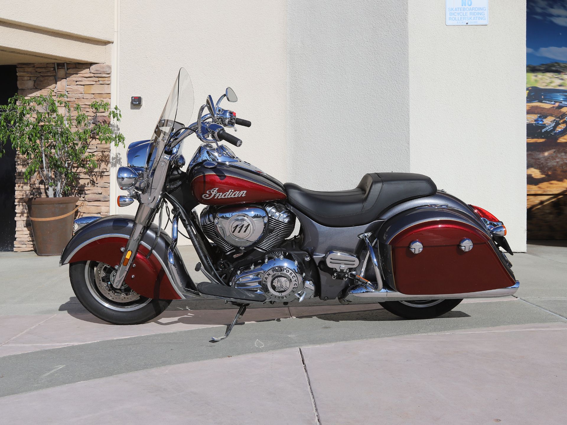 2017 Indian Motorcycle Springfield® in EL Cajon, California - Photo 6
