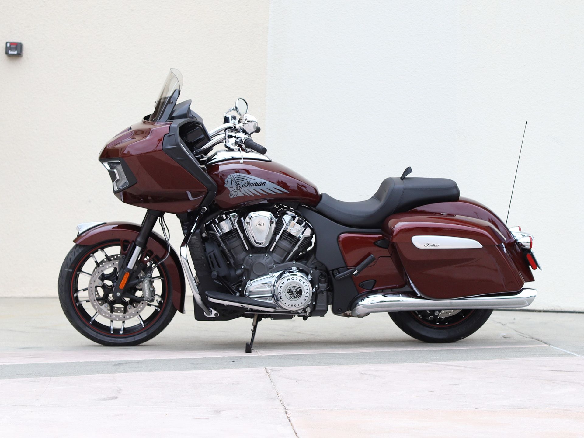 2023 Indian Motorcycle Challenger® Limited in EL Cajon, California - Photo 5
