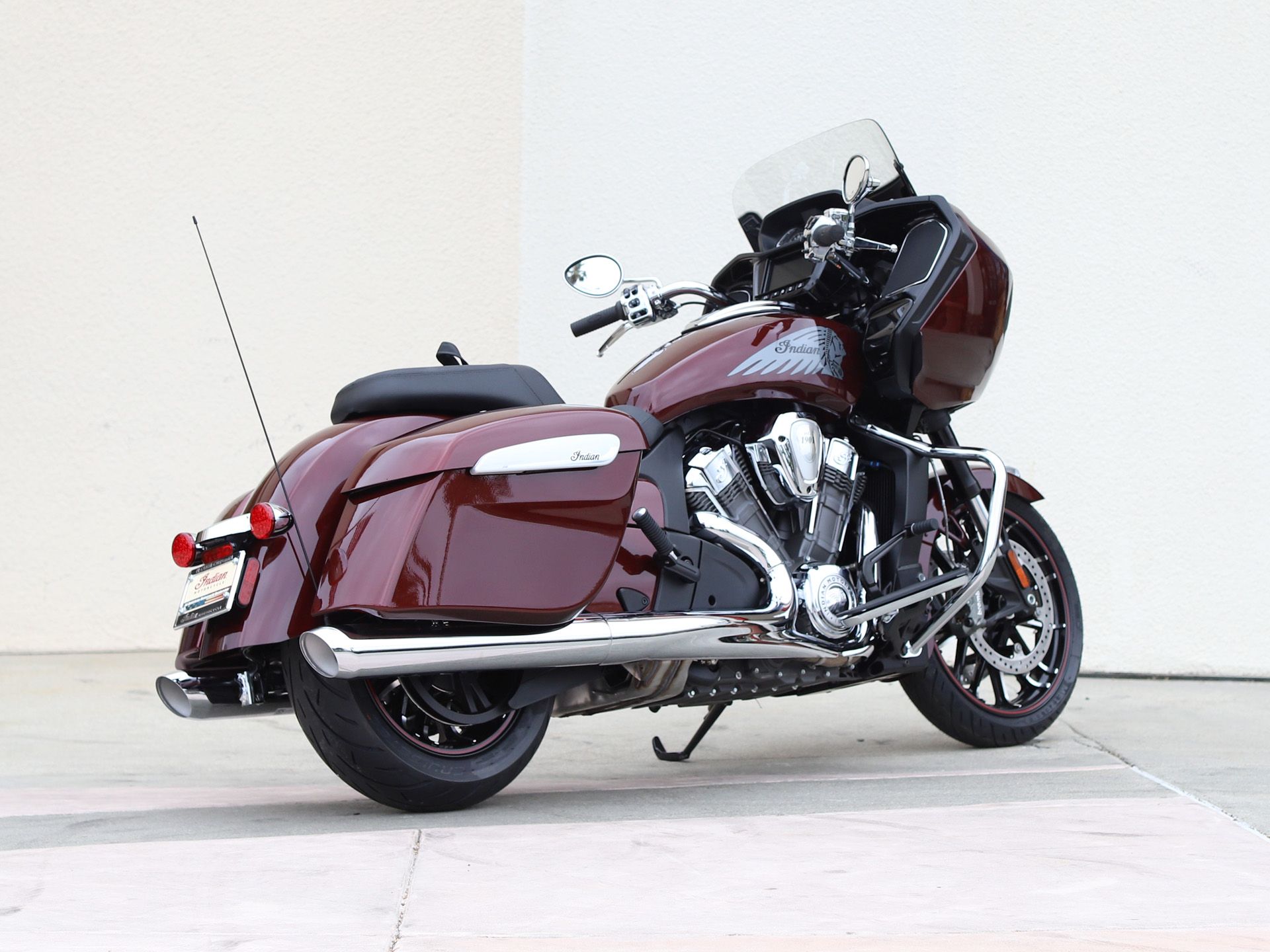 2023 Indian Motorcycle Challenger® Limited in EL Cajon, California - Photo 8