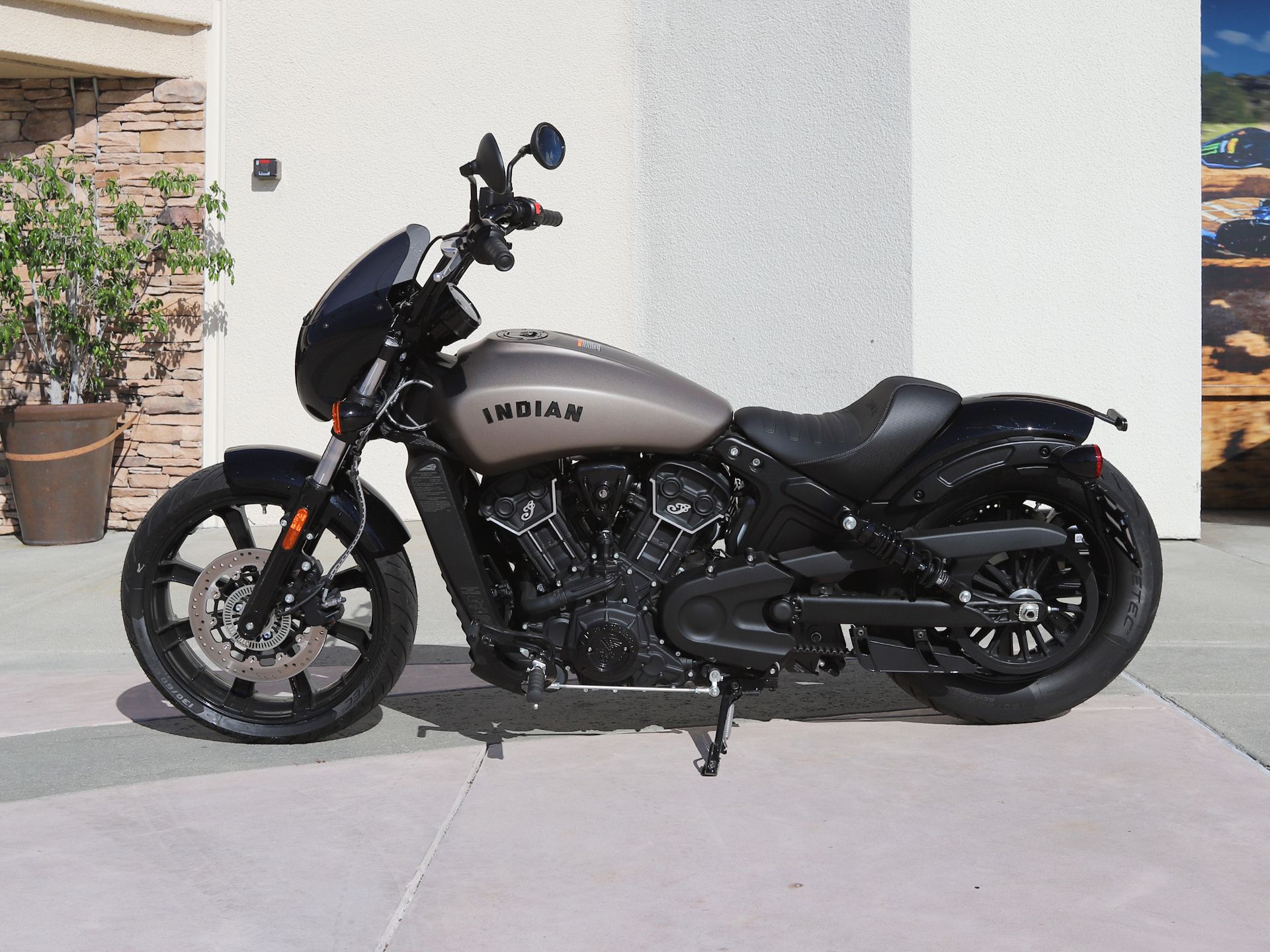 2022 Indian Scout® Rogue Sixty ABS in EL Cajon, California - Photo 6