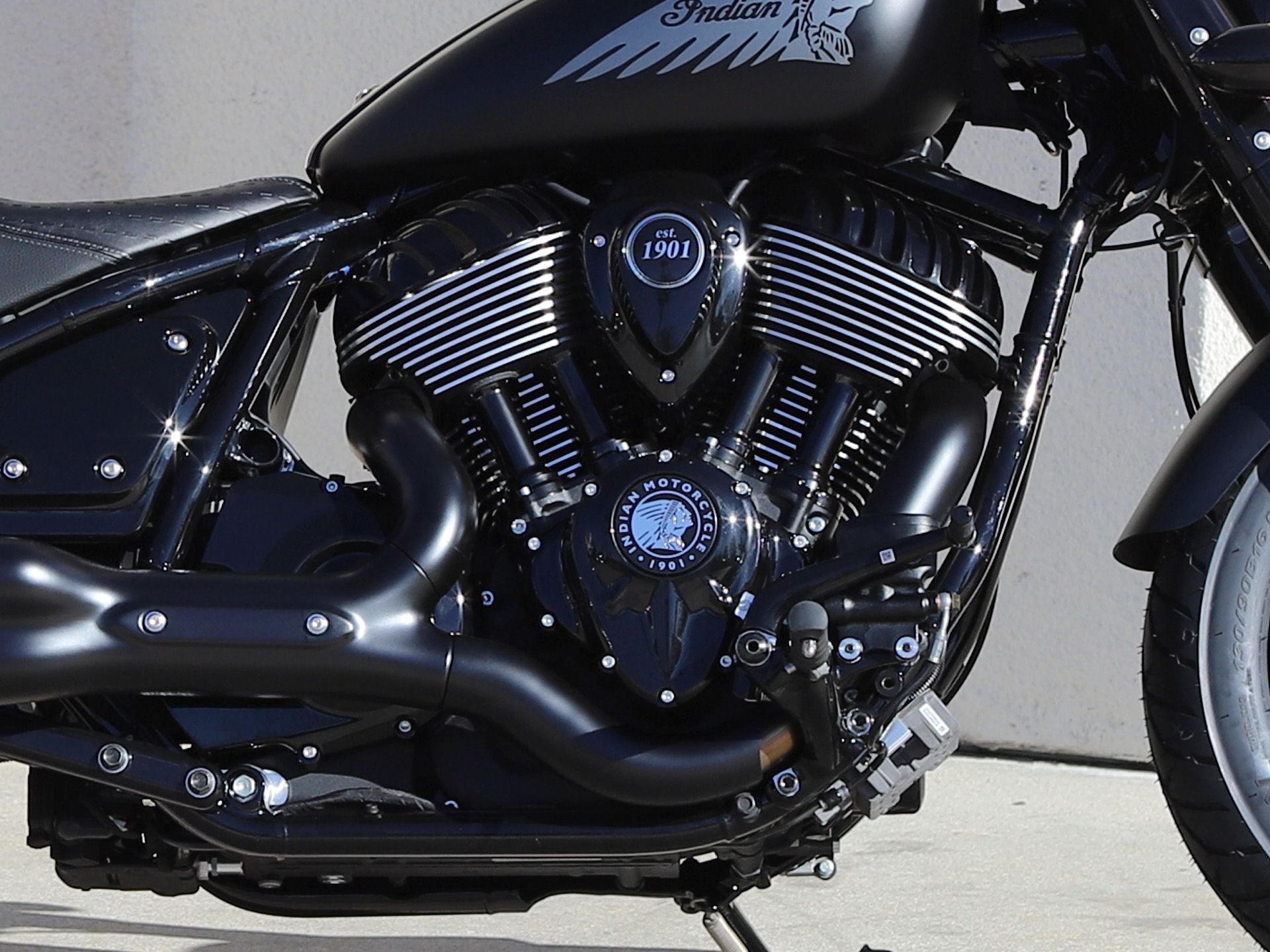 2024 Indian Motorcycle Chief Bobber Dark Horse® in EL Cajon, California - Photo 10