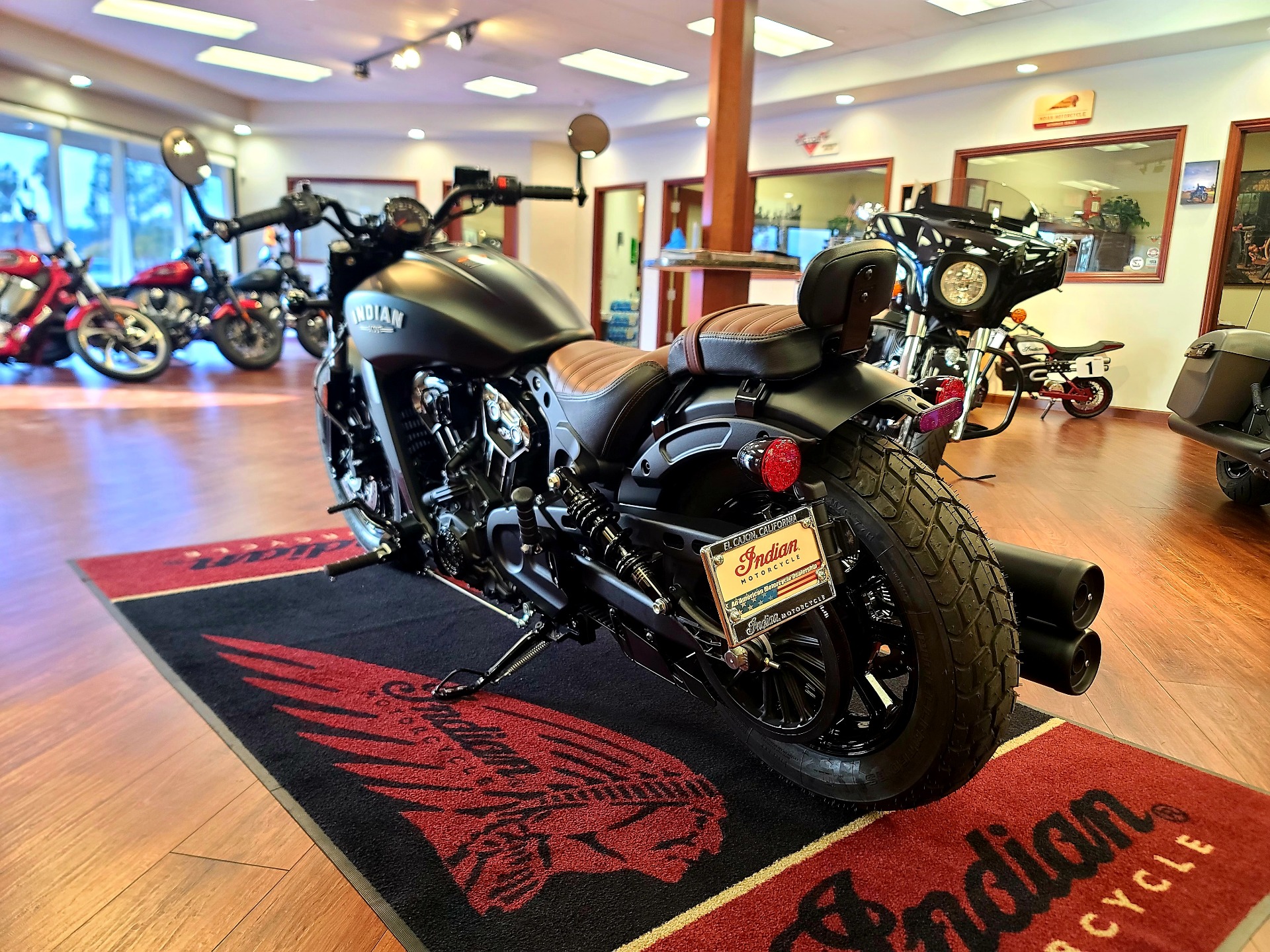 2021 Indian Scout® Bobber ABS in EL Cajon, California - Photo 4
