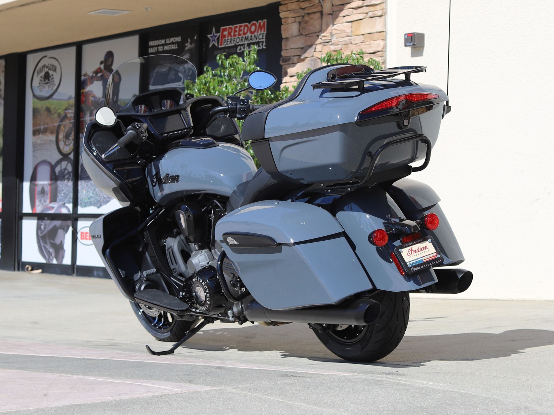 2023 Indian Motorcycle Pursuit® Dark Horse® in EL Cajon, California - Photo 6
