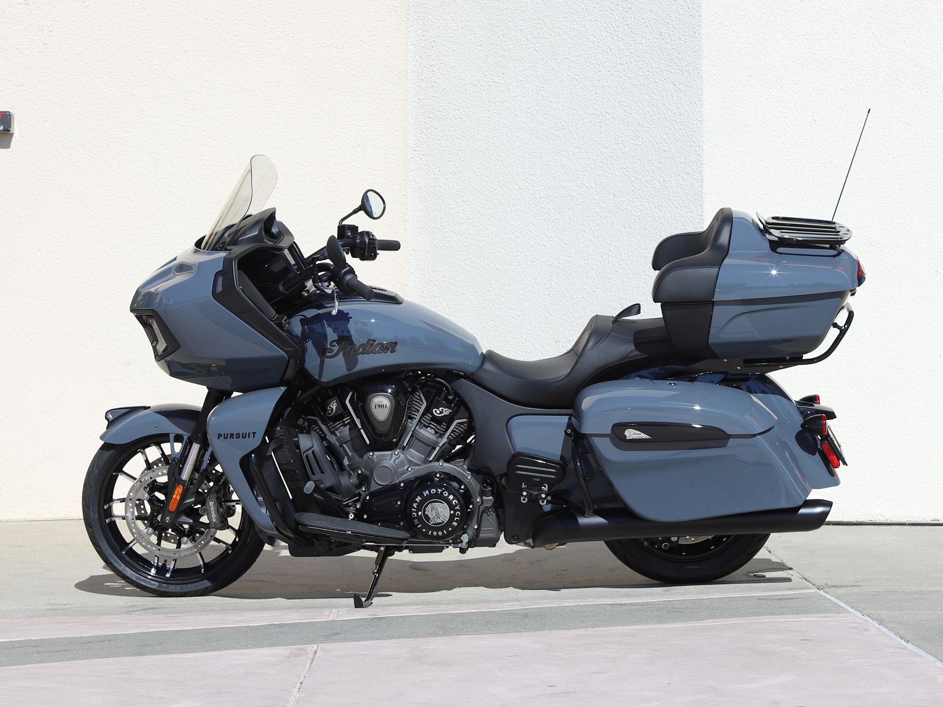 2023 Indian Motorcycle Pursuit® Dark Horse® in EL Cajon, California - Photo 5