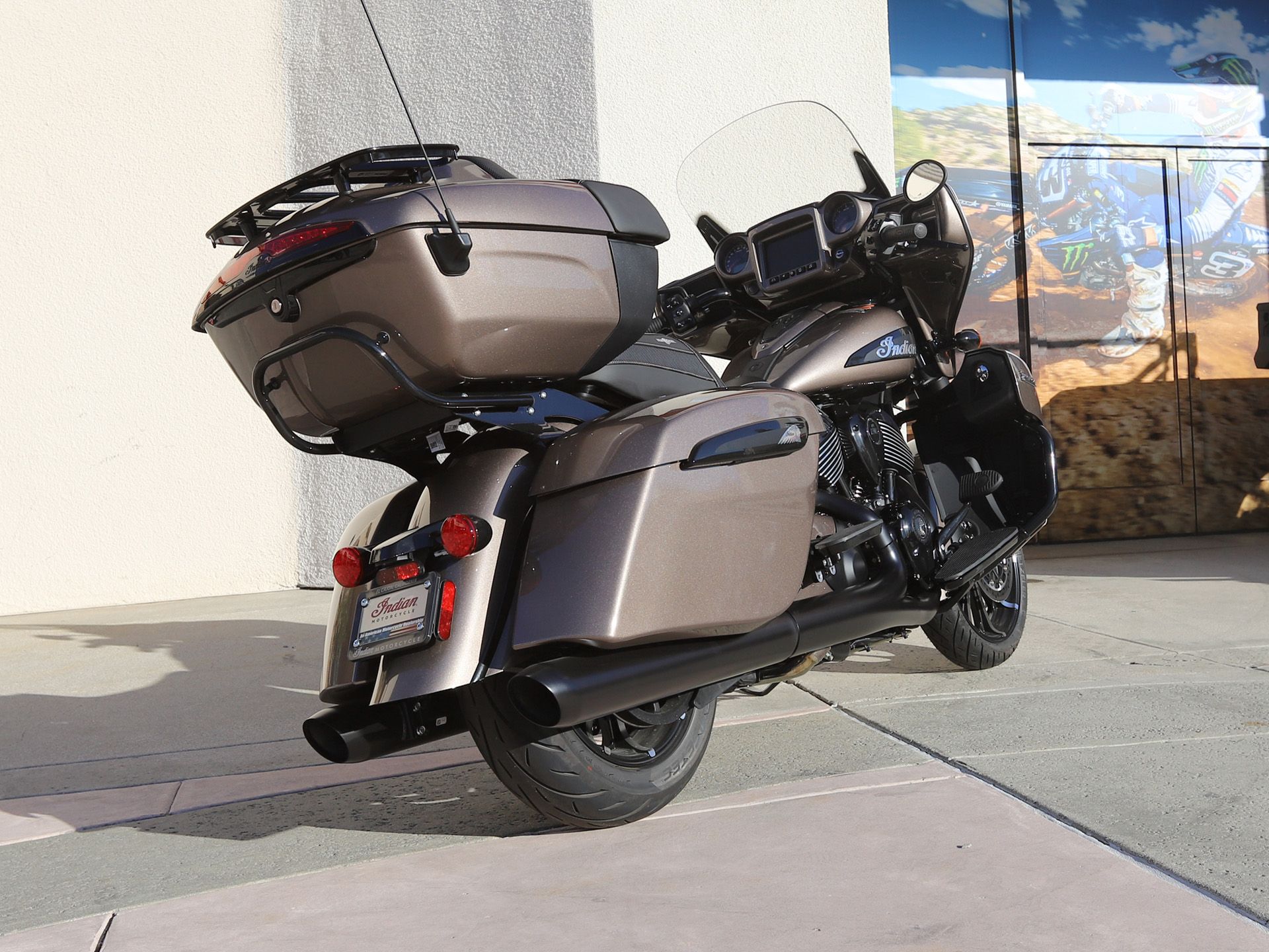 2022 Indian Motorcycle Roadmaster® Dark Horse® in EL Cajon, California - Photo 3