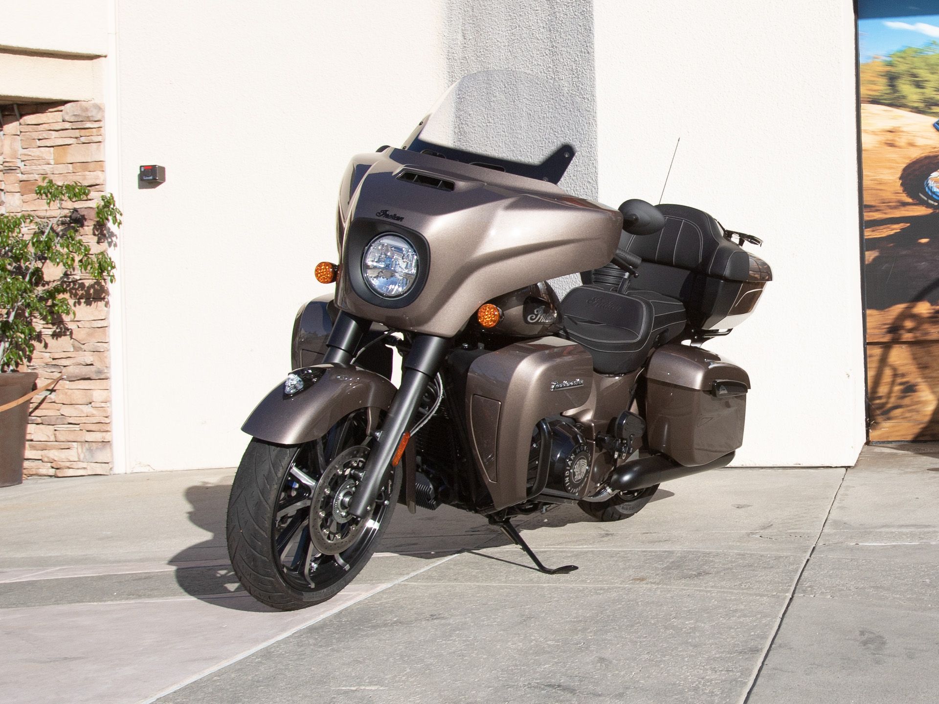 2022 Indian Motorcycle Roadmaster® Dark Horse® in EL Cajon, California - Photo 5