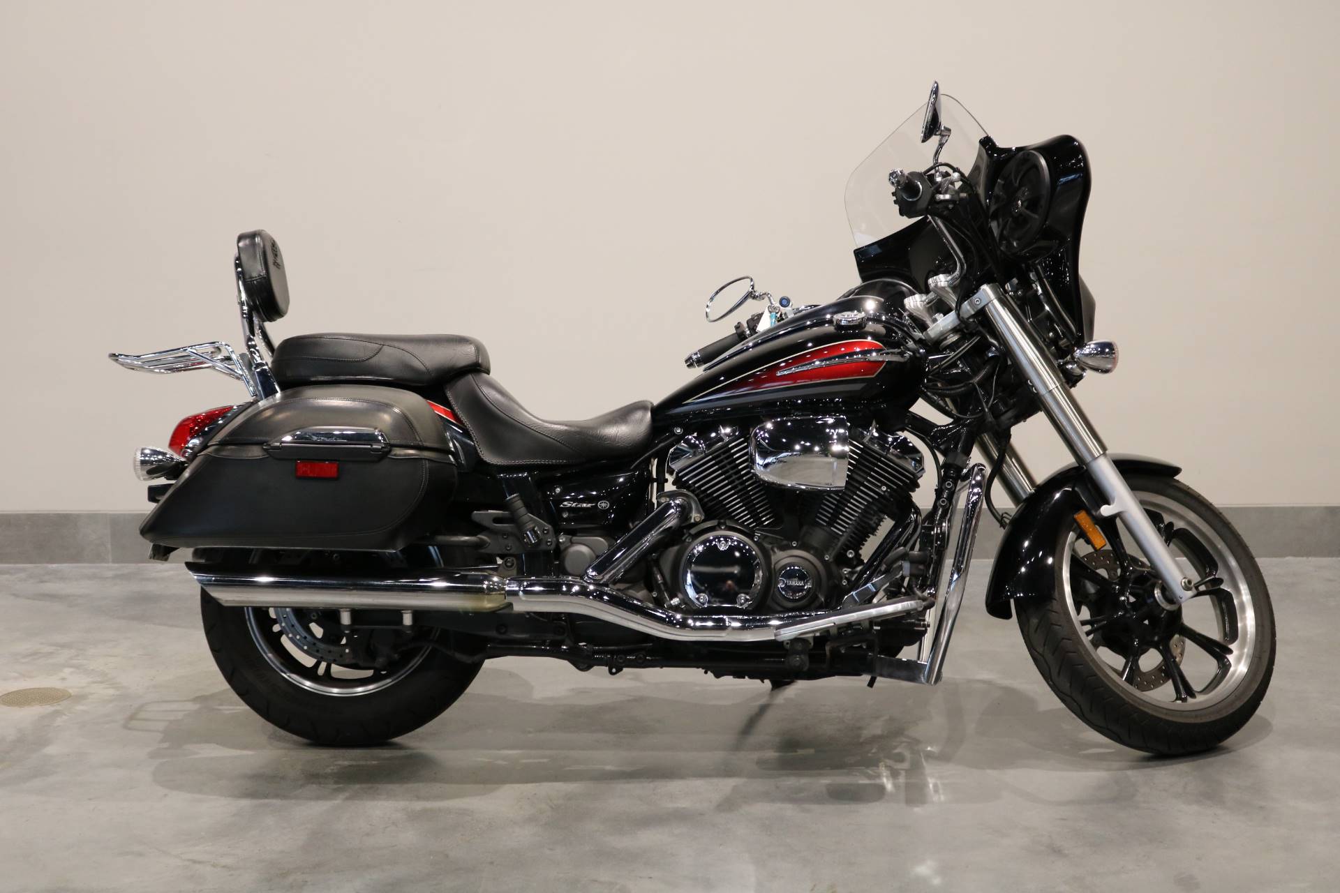 2014 v star 950